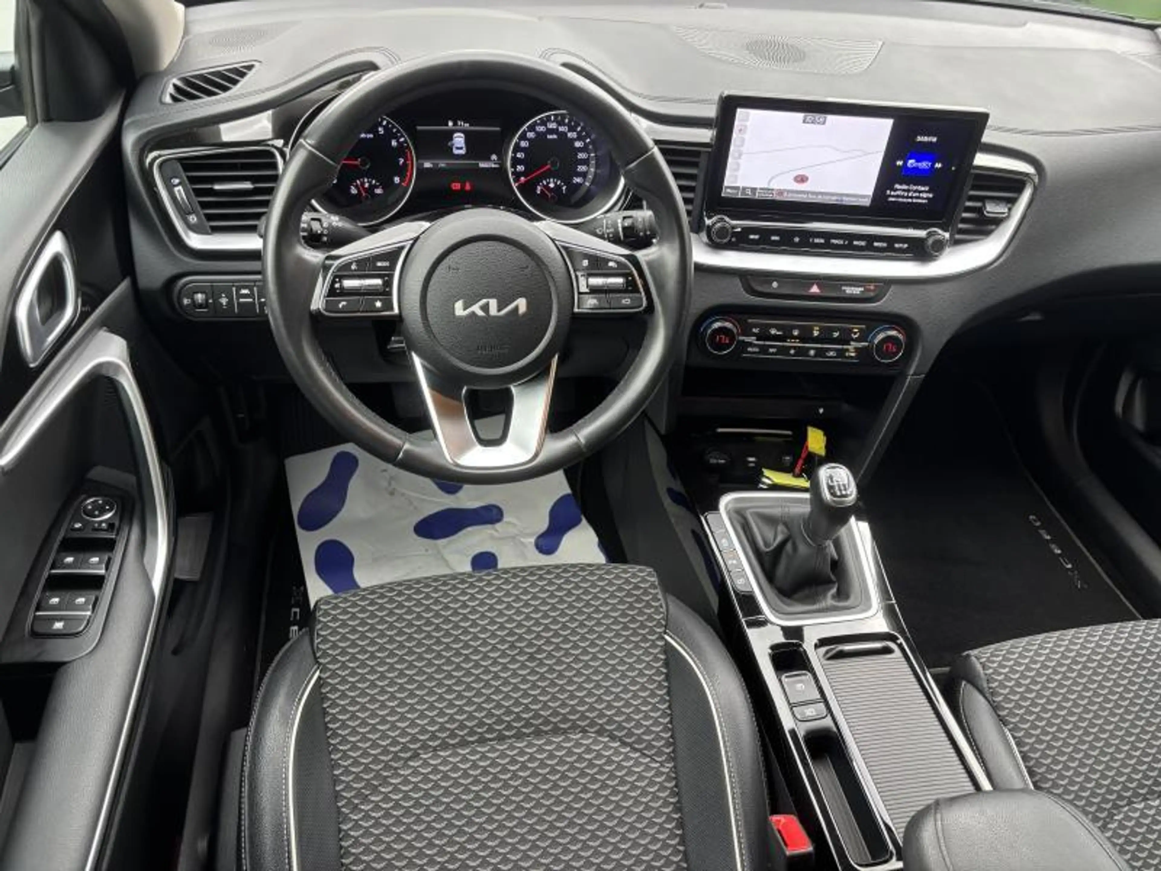 Kia XCeed Pulse — photo 14