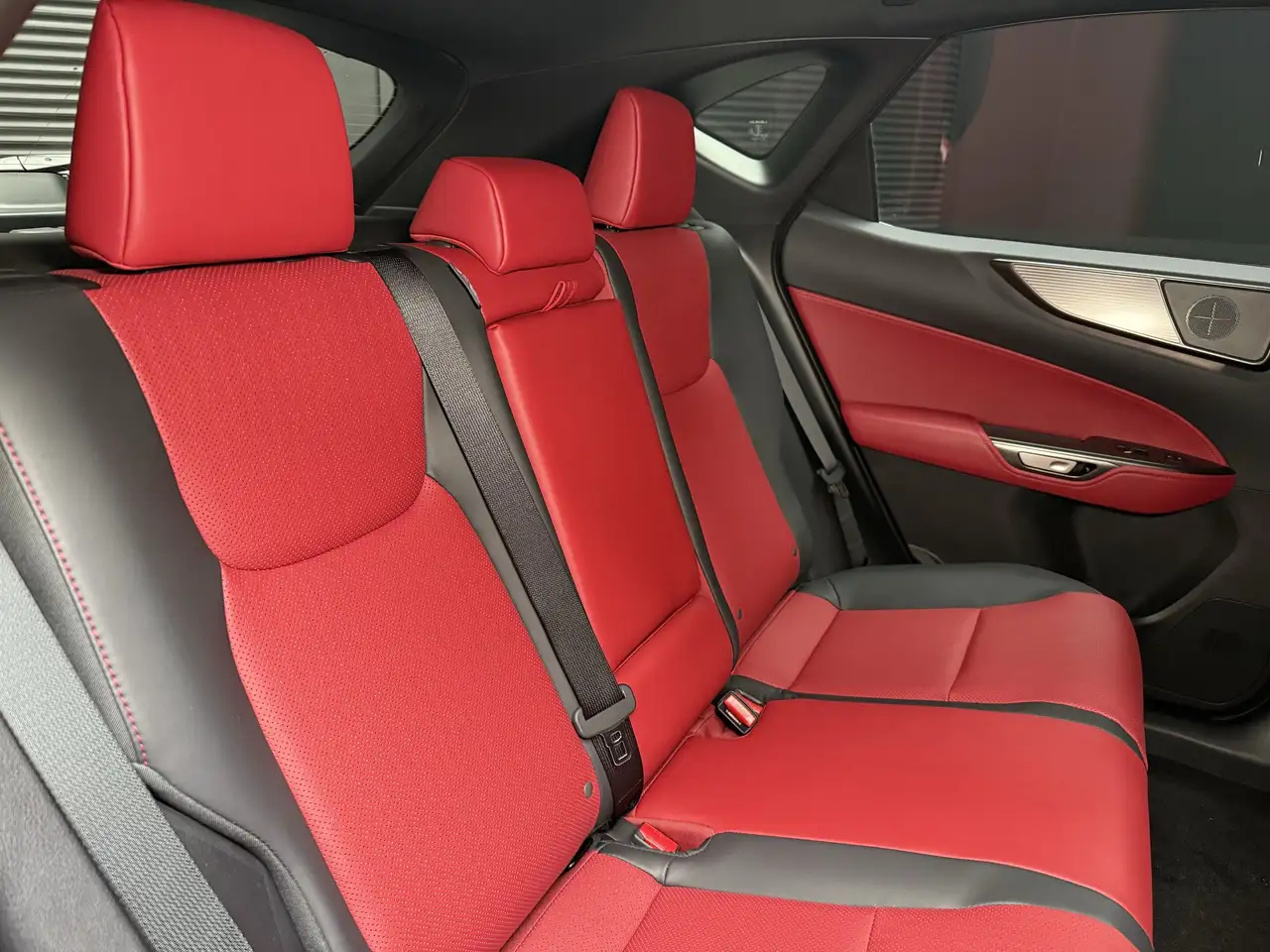 Lexus NX снимка Lexus NX