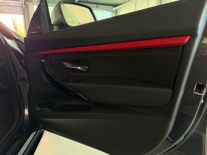 BMW 320 Sportline/AHK/Harman+Kardon — photo 13
