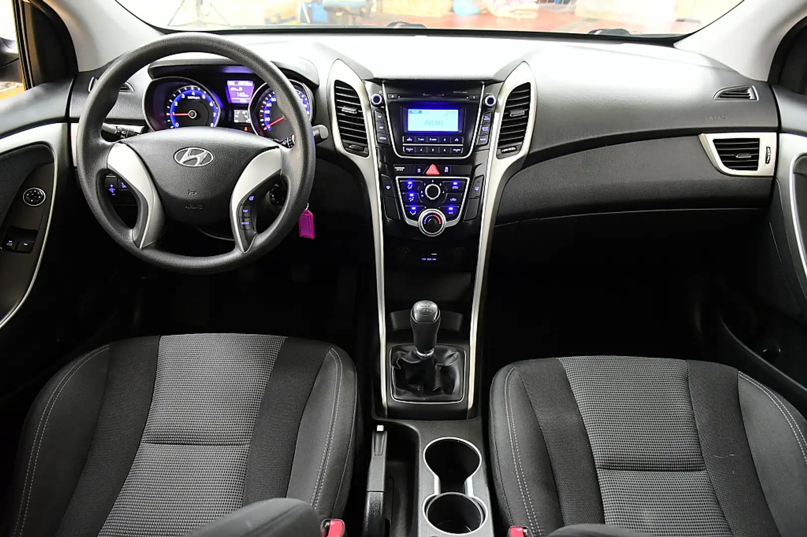 Hyundai i30 1,4 wenig km Bianco - 2