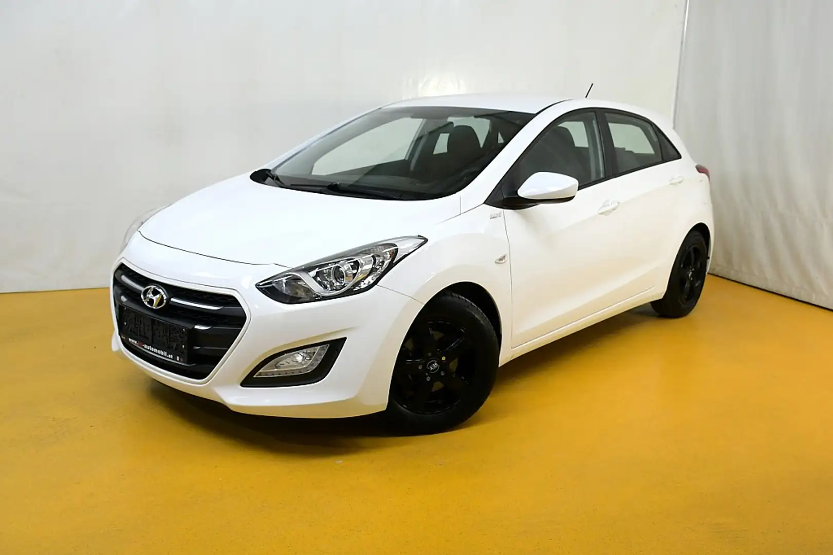 Hyundai i30 1,4 wenig km Wit - 1