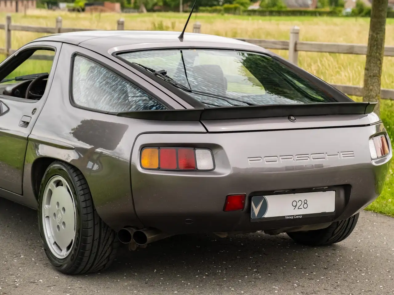 Porsche 928S met S4 upgrade, foto 10