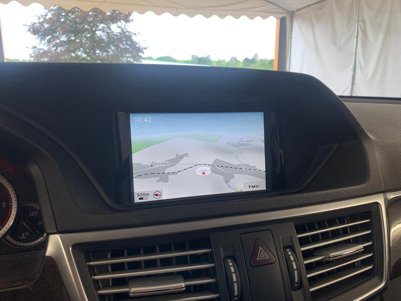 Mercedes-Benz E 200 T ILS-XENON/NAVIGATION/AHK/SITZHEIZUNG — photo 9