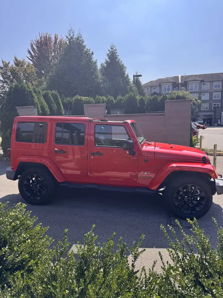 Jeep Wrangler снимка Jeep Wrangler