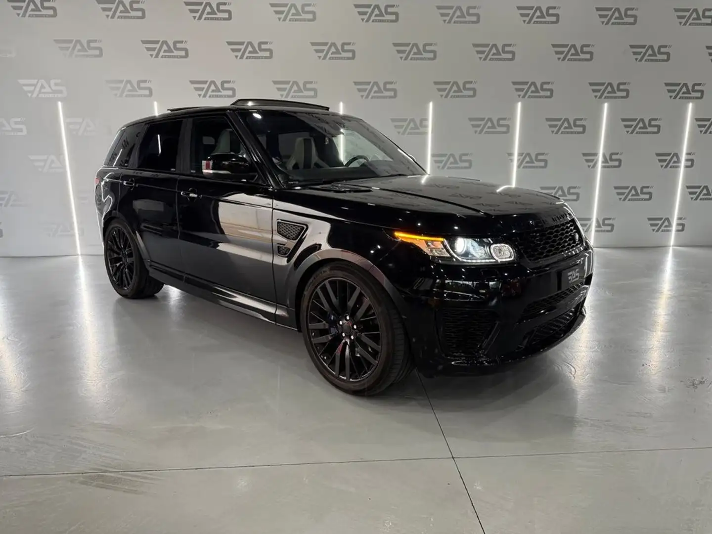 Land Rover Range Rover Sport SVR 5.0 V8 SC 405kW (550CV) Negro - 2