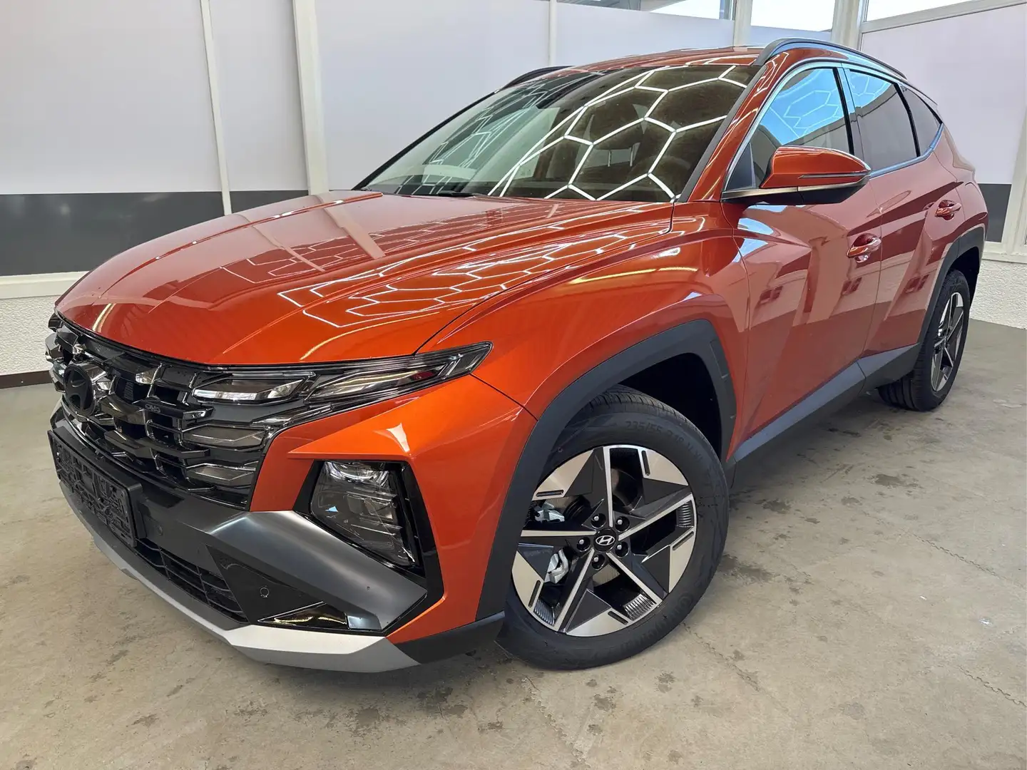 Hyundai TUCSON PREMIUM DCT ACC SHZ v+h El.Hekklappe E-Shift 1.... Naranja - 1