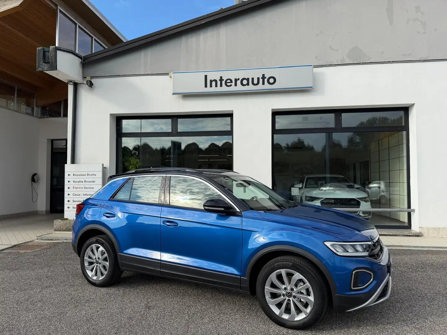 Volkswagen T-Roc T-Roc I 2022 1.5 tsi Life dsg Blu/Azzurro - 1