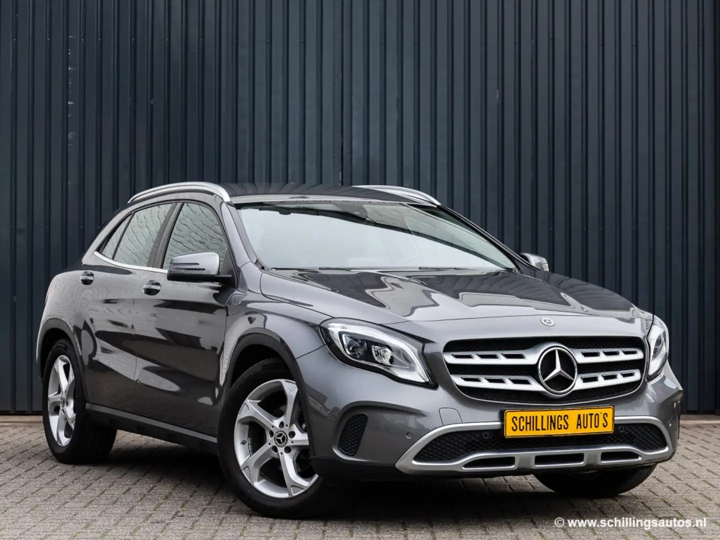 Mercedes-Benz GLA 180 GLA 180 Urban Navi Automaat 47.000KM Airco-Ecc Gris - 2