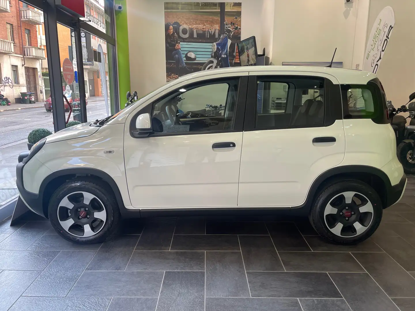 Fiat Panda 1.0 FireFly S&S Hybrid  City Cross Blanco - 1