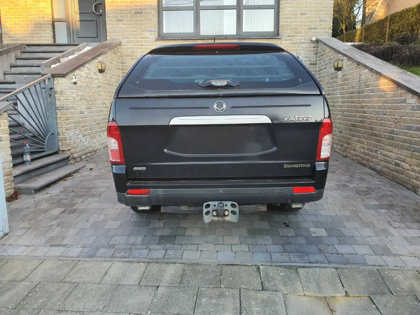 SsangYong Actyon Actyon 2.0 Turbo A 200 Xdi 4WD S Schwarz - 2