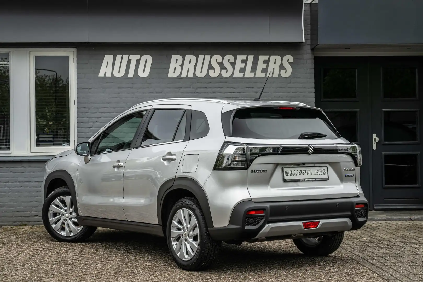 Suzuki S-Cross 1.4 Boosterjet Select Smart Hybrid Nieuwstaat!! Plateado - 2