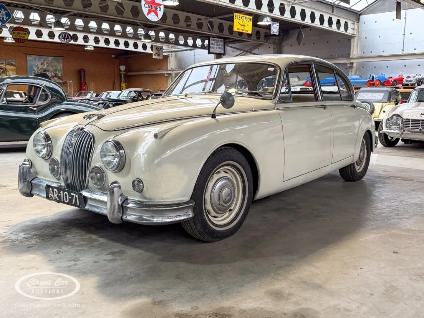 Jaguar MK II MK 2   - ONLINE AUCTION Bílá - 1