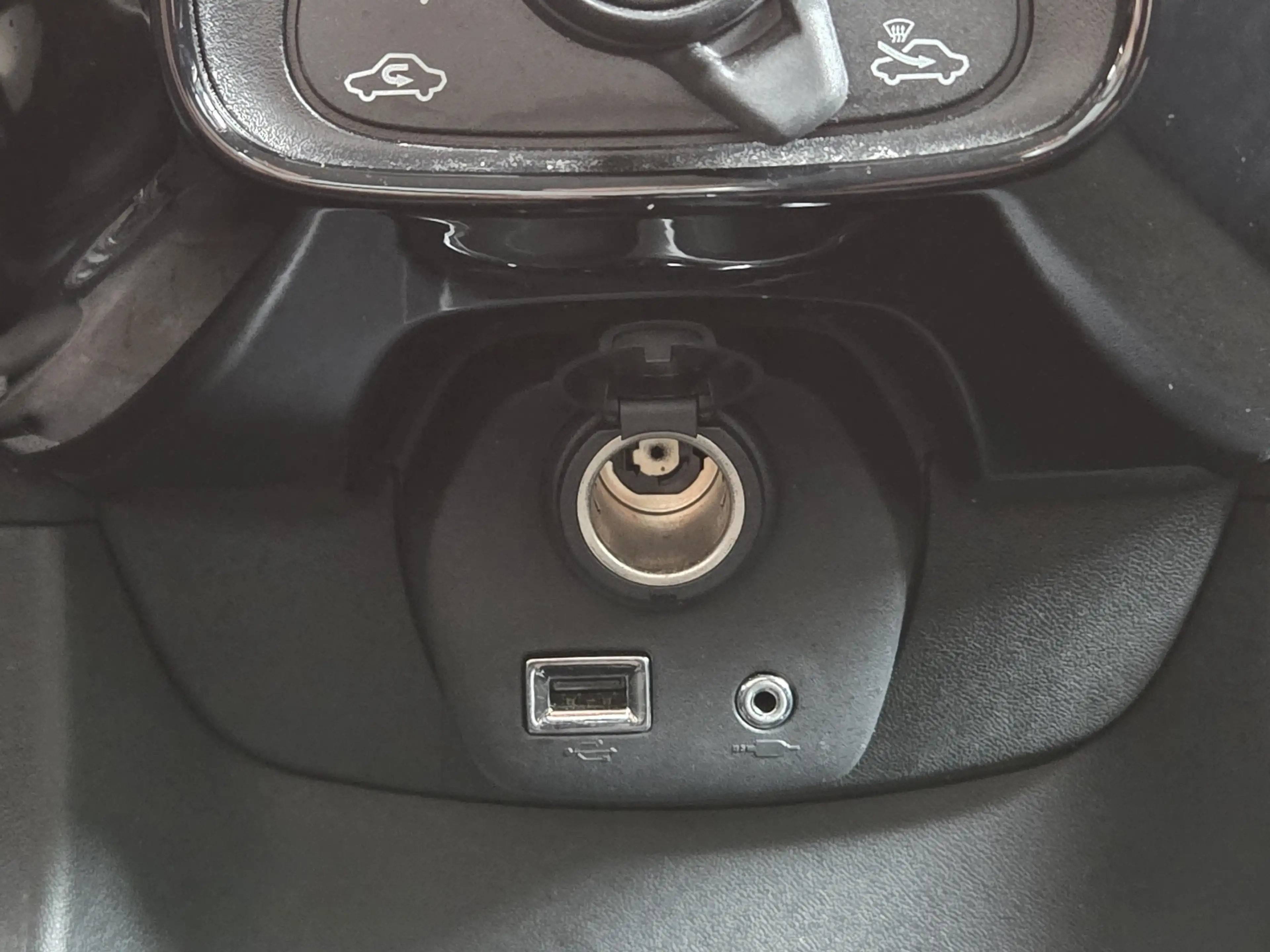 Citroen C1 1.0 VTi Feel Airco, El Pakket, BT Telefoon, Etc. — photo 30