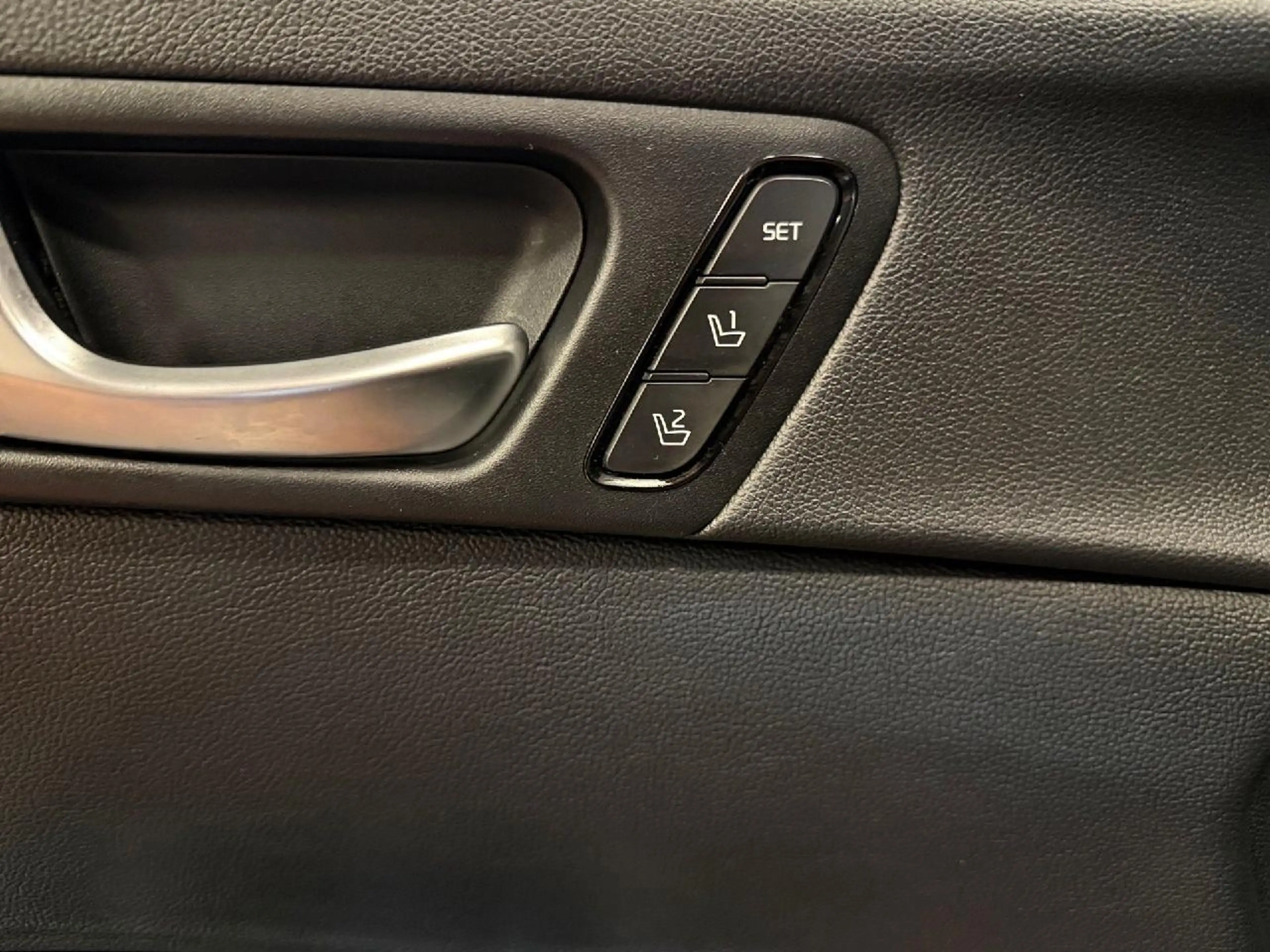 Kia Optima Spirit Plug-in Hybrid — photo 14