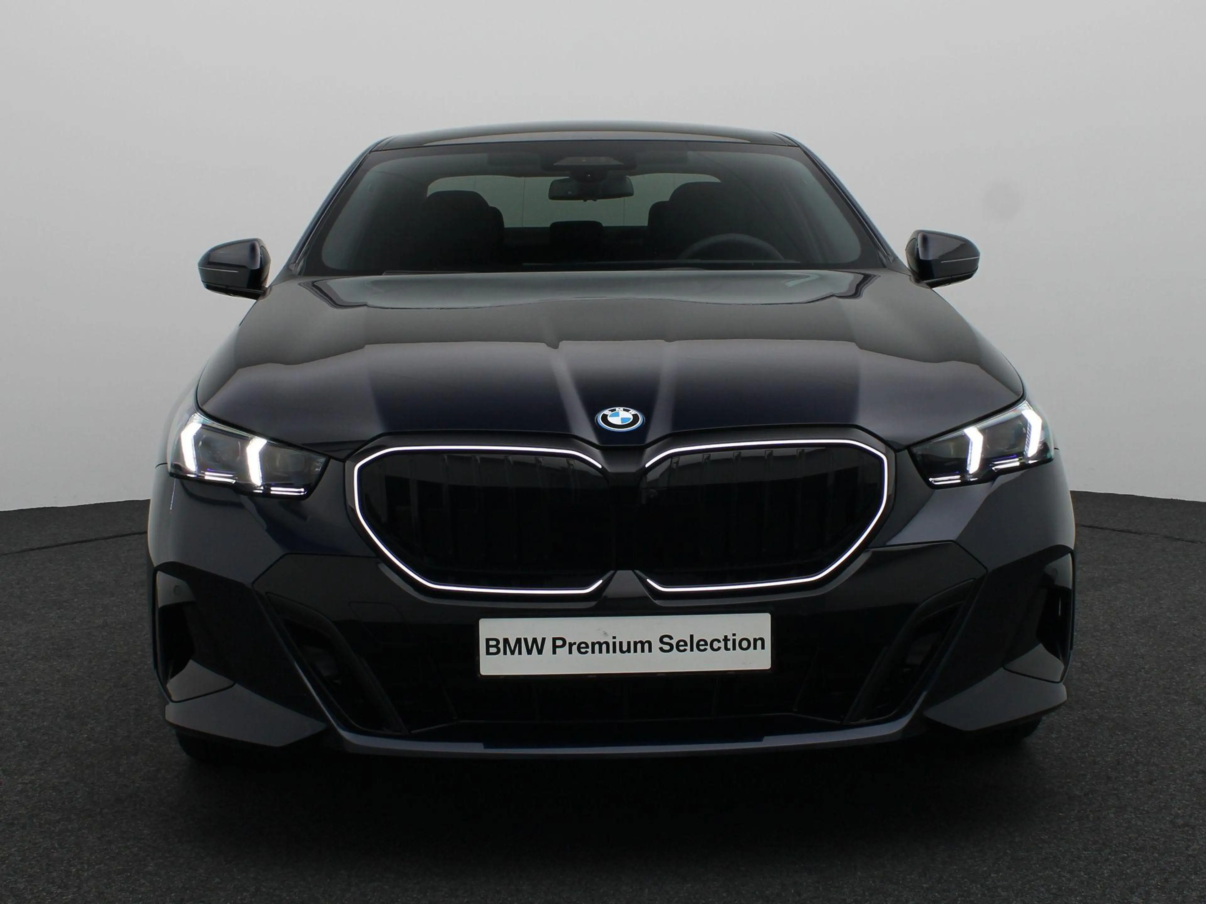 BMW 550 5 Serie Sedan 550e xDrive M Sportpakket Pro | Inno — photo 3