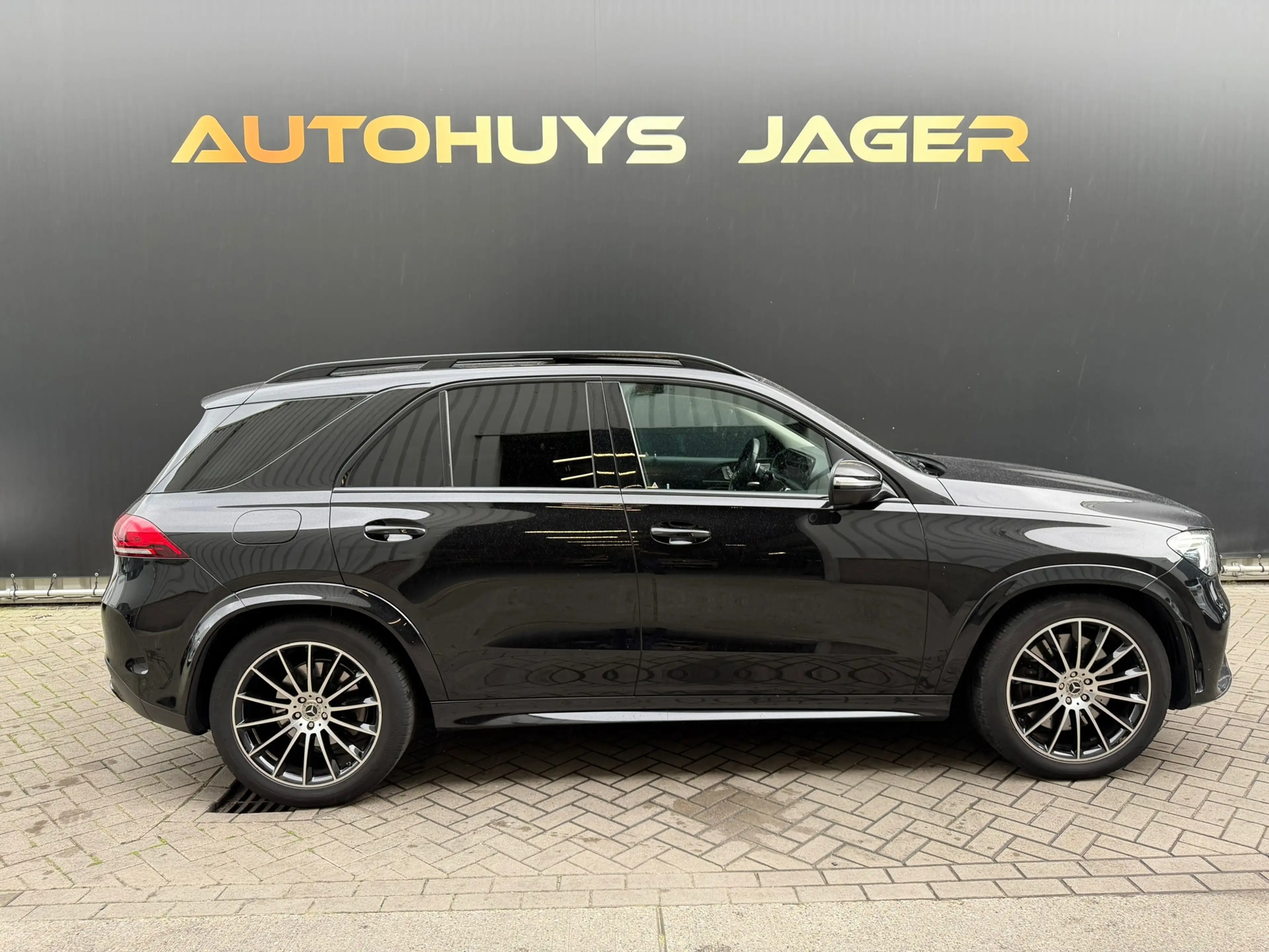 Mercedes-Benz GLE 450 4MATIC Pano Softclosed Verkoeling Memory Burmester — photo 10