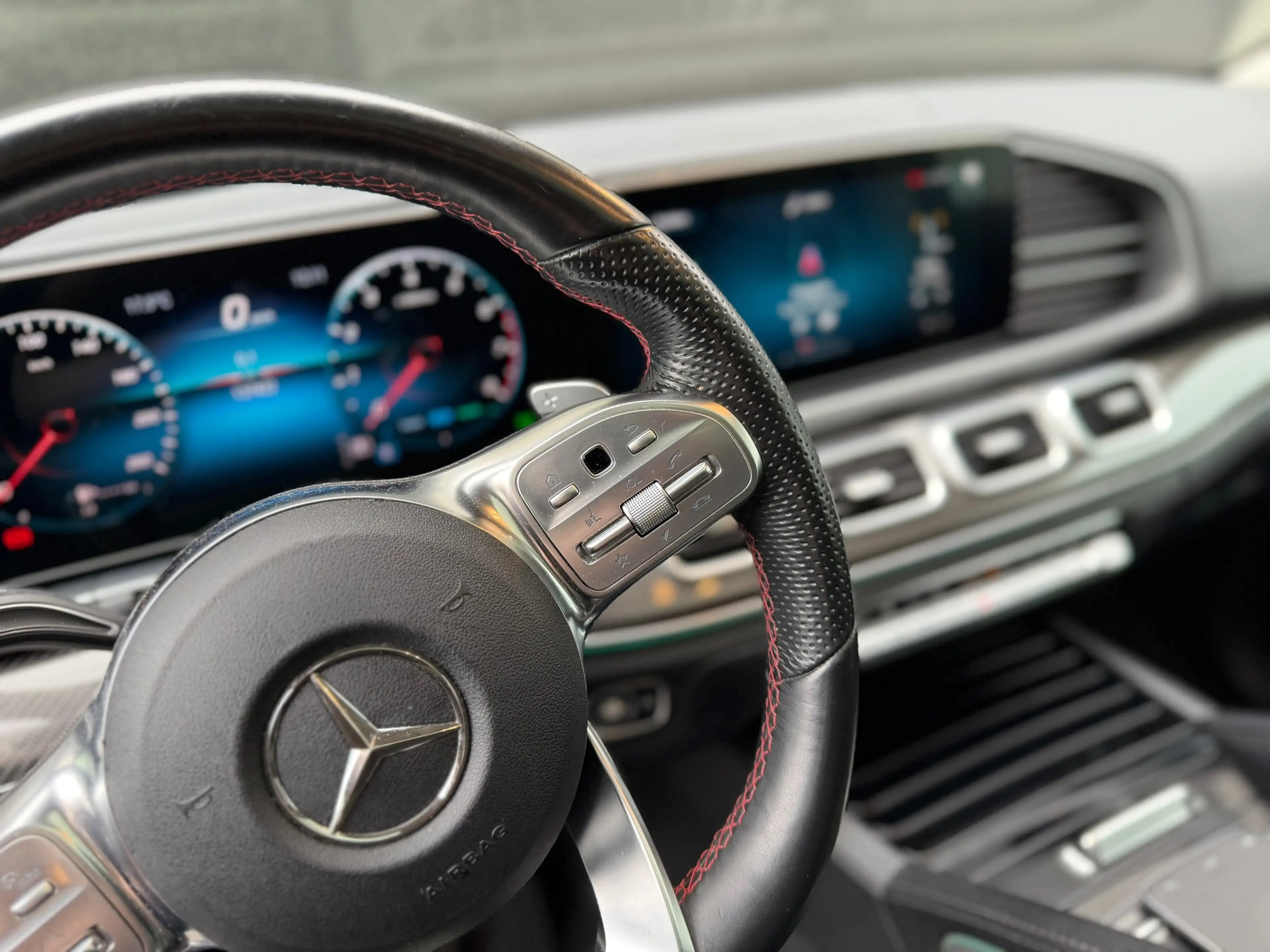 Mercedes-Benz GLE 450 4MATIC Pano Softclosed Verkoeling Memory Burmester — photo 43