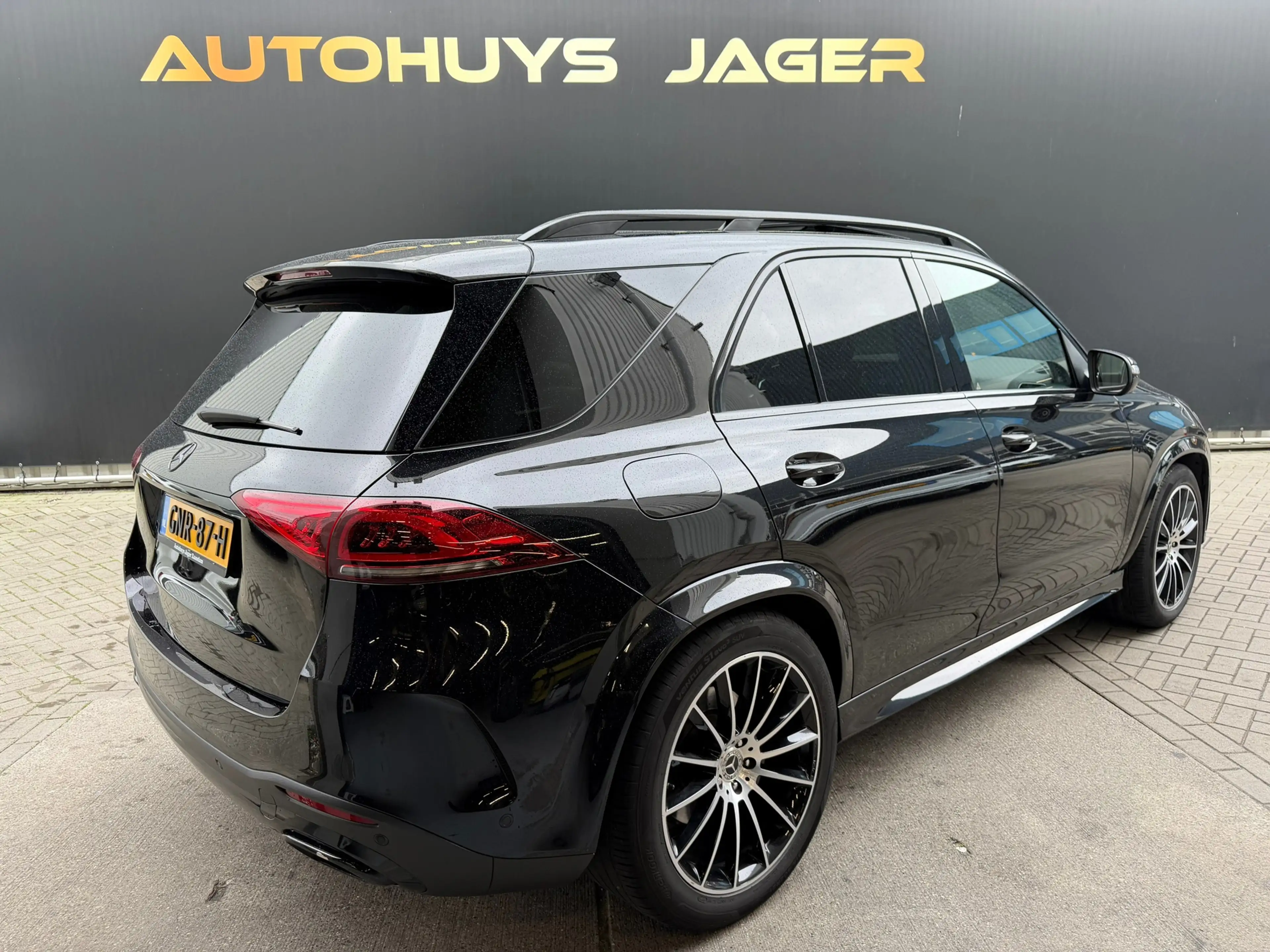 Mercedes-Benz GLE 450 4MATIC Pano Softclosed Verkoeling Memory Burmester — photo 9