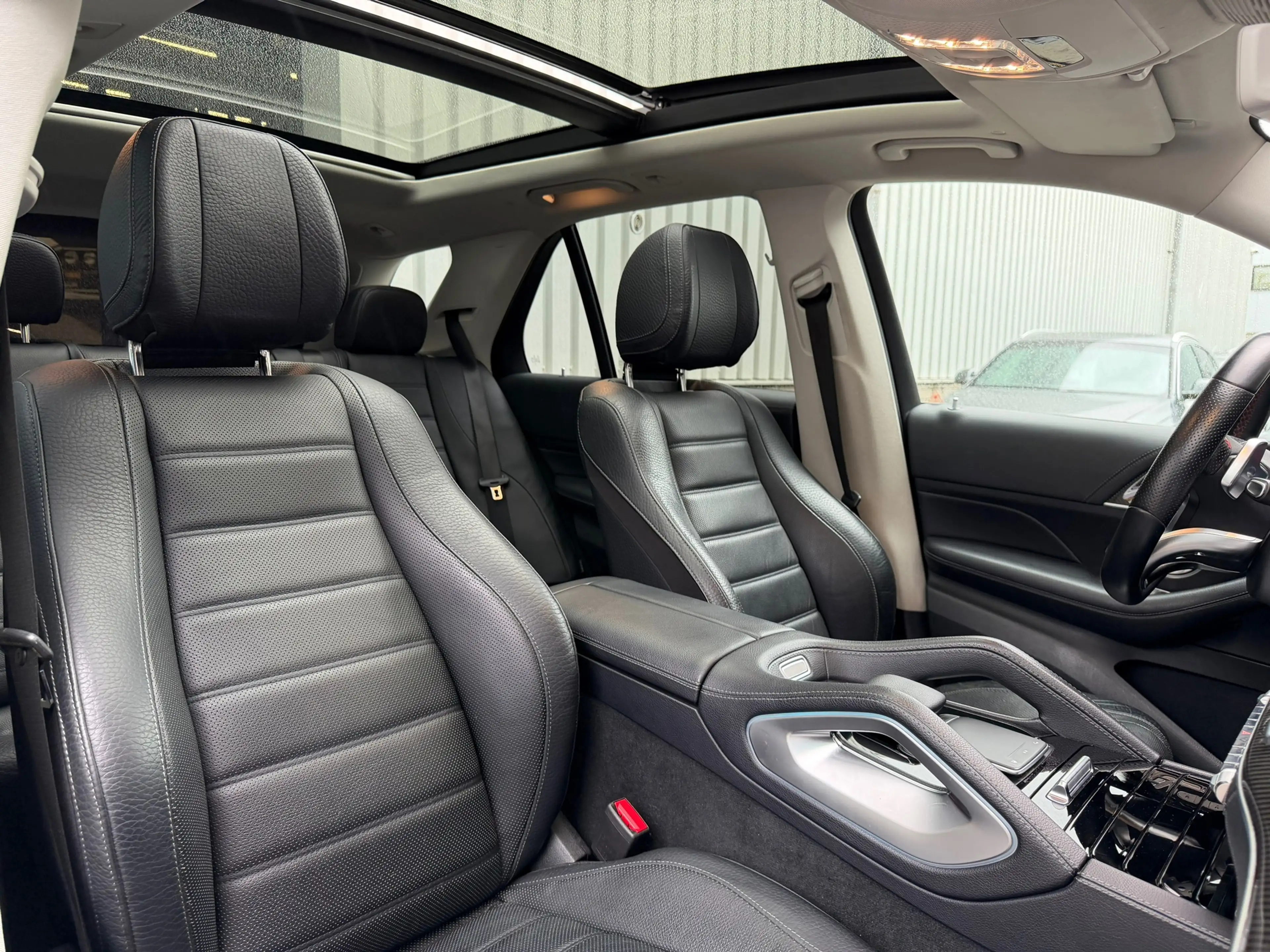 Mercedes-Benz GLE 450 4MATIC Pano Softclosed Verkoeling Memory Burmester — photo 18