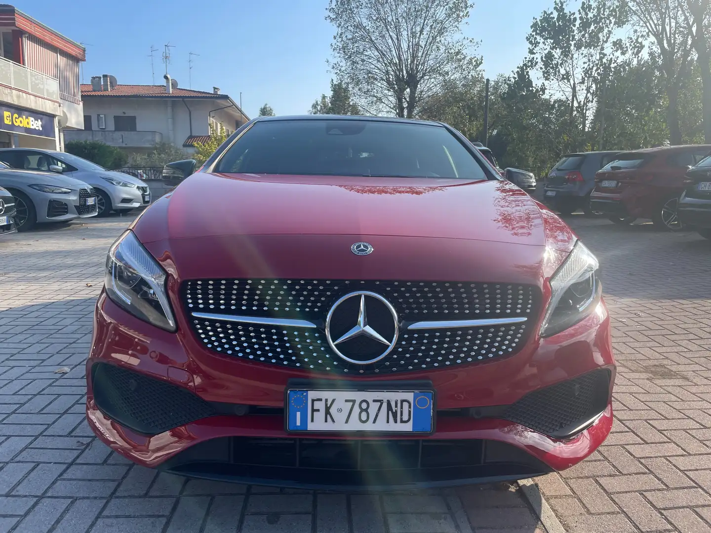 Mercedes-Benz A 180 Classe A - W176 d Premium auto my16 Rouge - 2
