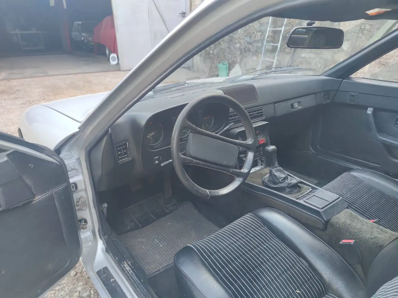 Porsche 924 2.0 Turbo, foto 5