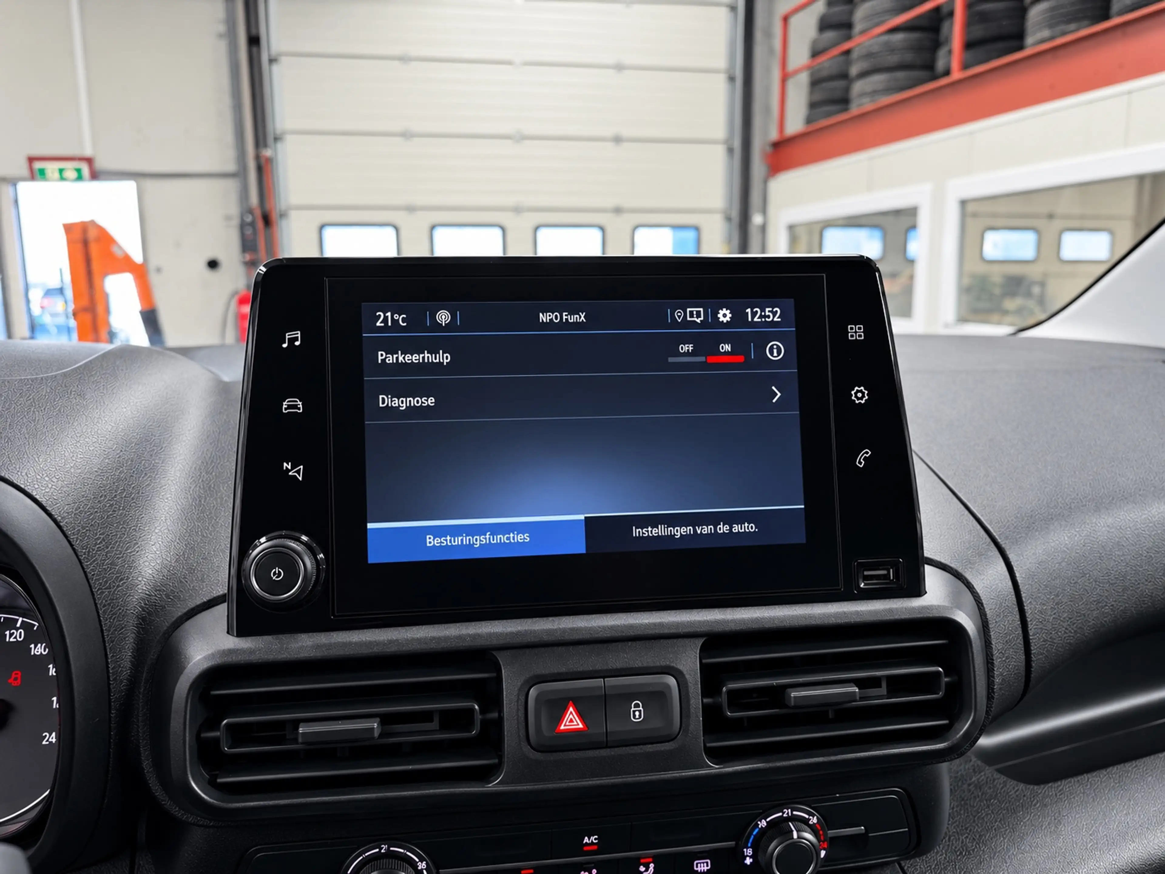 Opel Combo 1.6D L1H1 Edition — photo 20