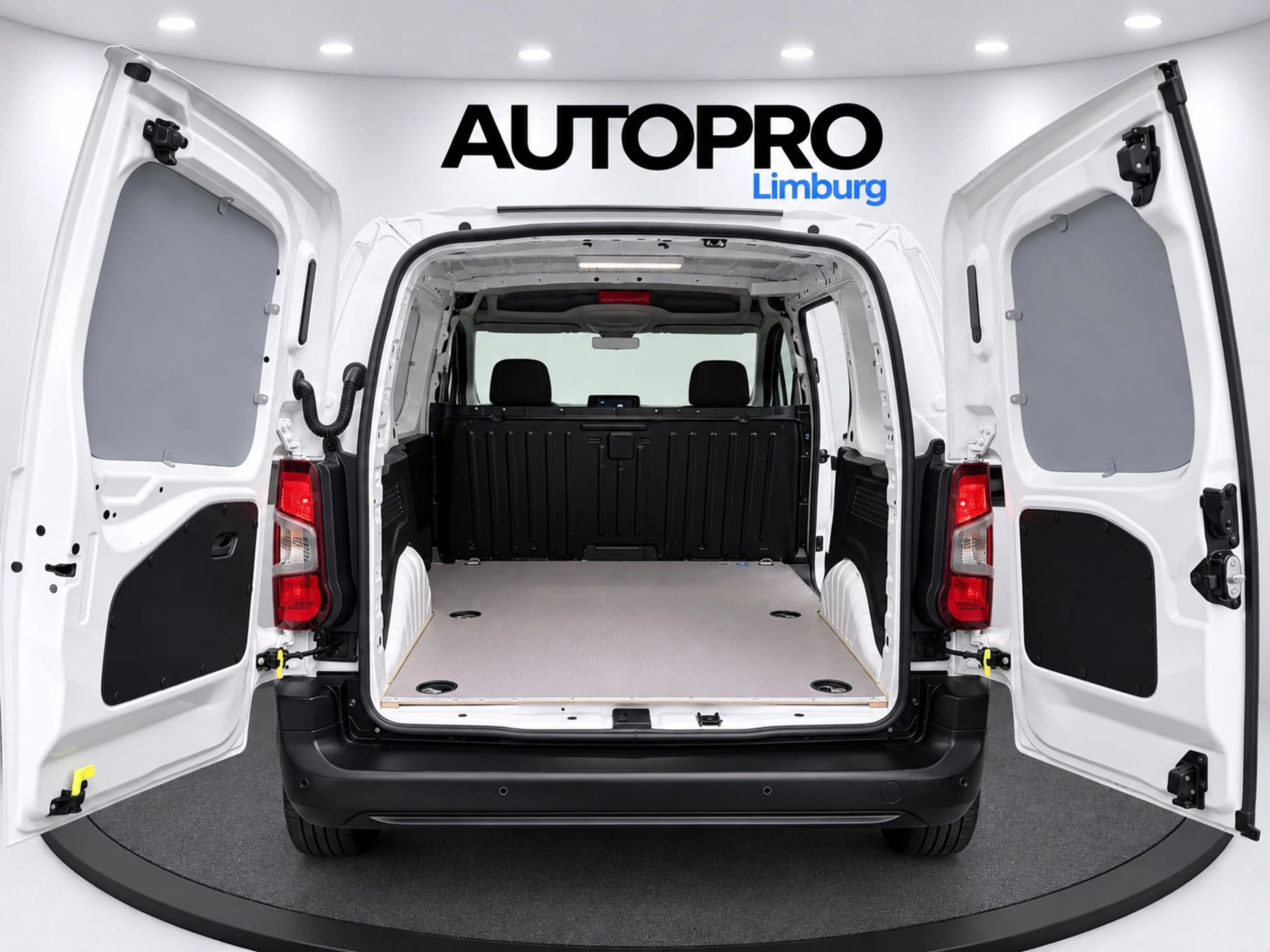 Opel Combo 1.6D L1H1 Edition — photo 9