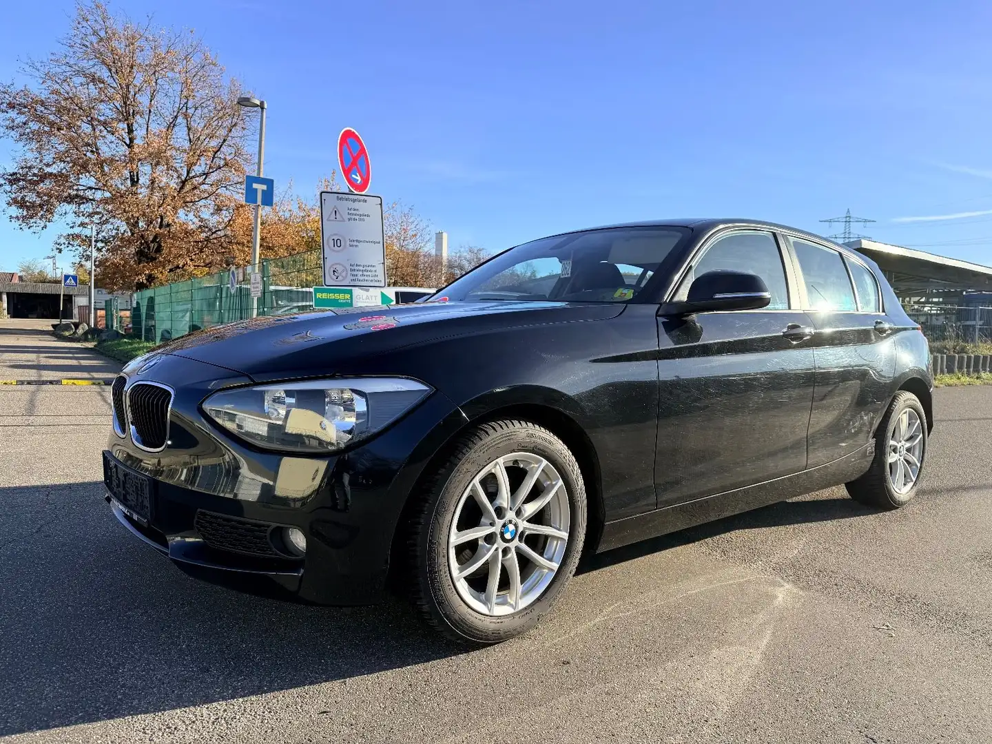 BMW 116 Baureihe 1 Lim. 5-trg. 116 i Noir - 2