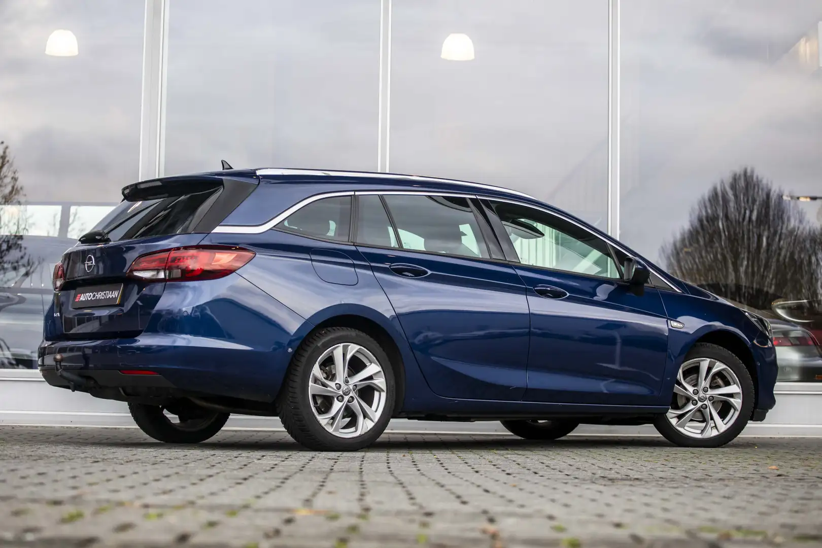 Opel Astra Sports Tourer 1.2 Elegance | Camera | Carplay | NL Bleu - 2