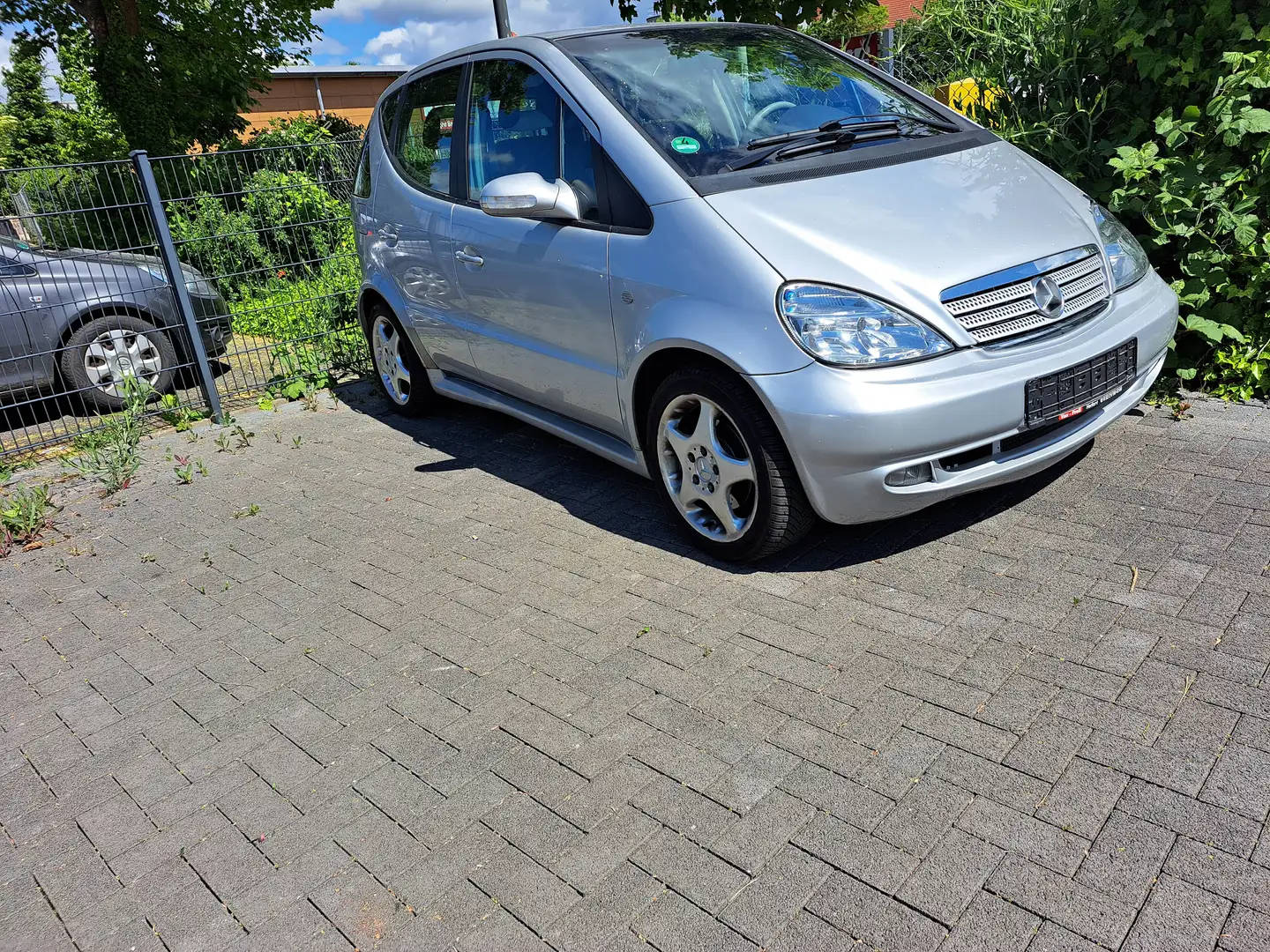 Mercedes-Benz A 210 Evolution Plateado - 1
