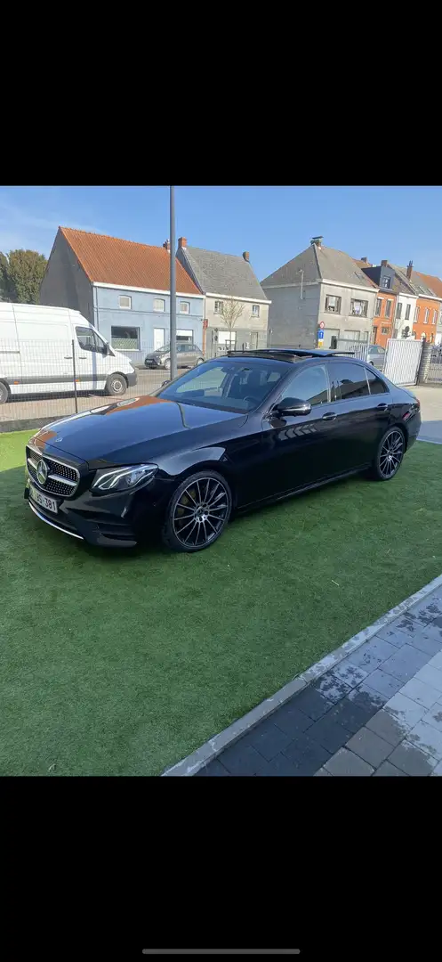 Mercedes-Benz E 220 d 4Matic 9G-TRONIC AMG Line - 1