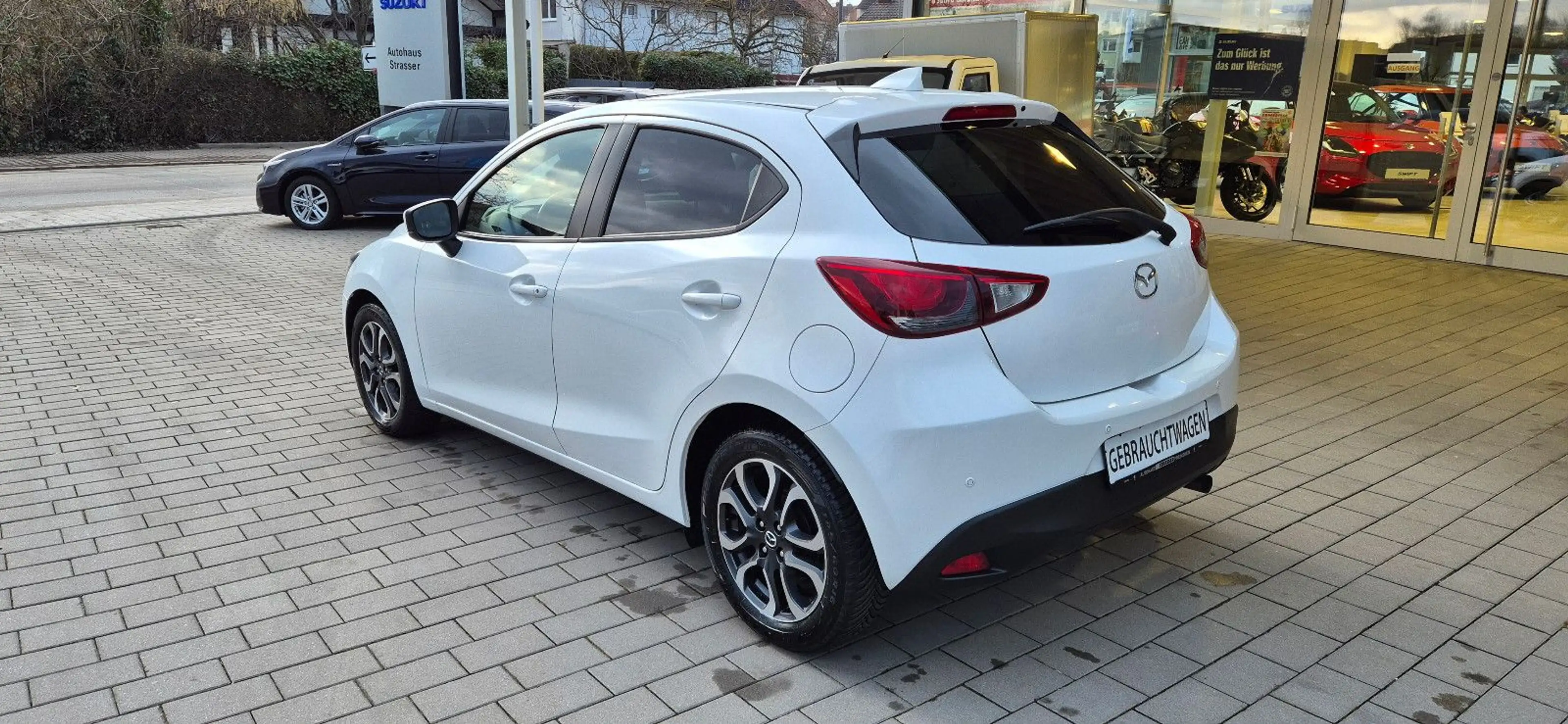 Mazda 2 SKYACTIV-G 90 KIZOKU — photo 2