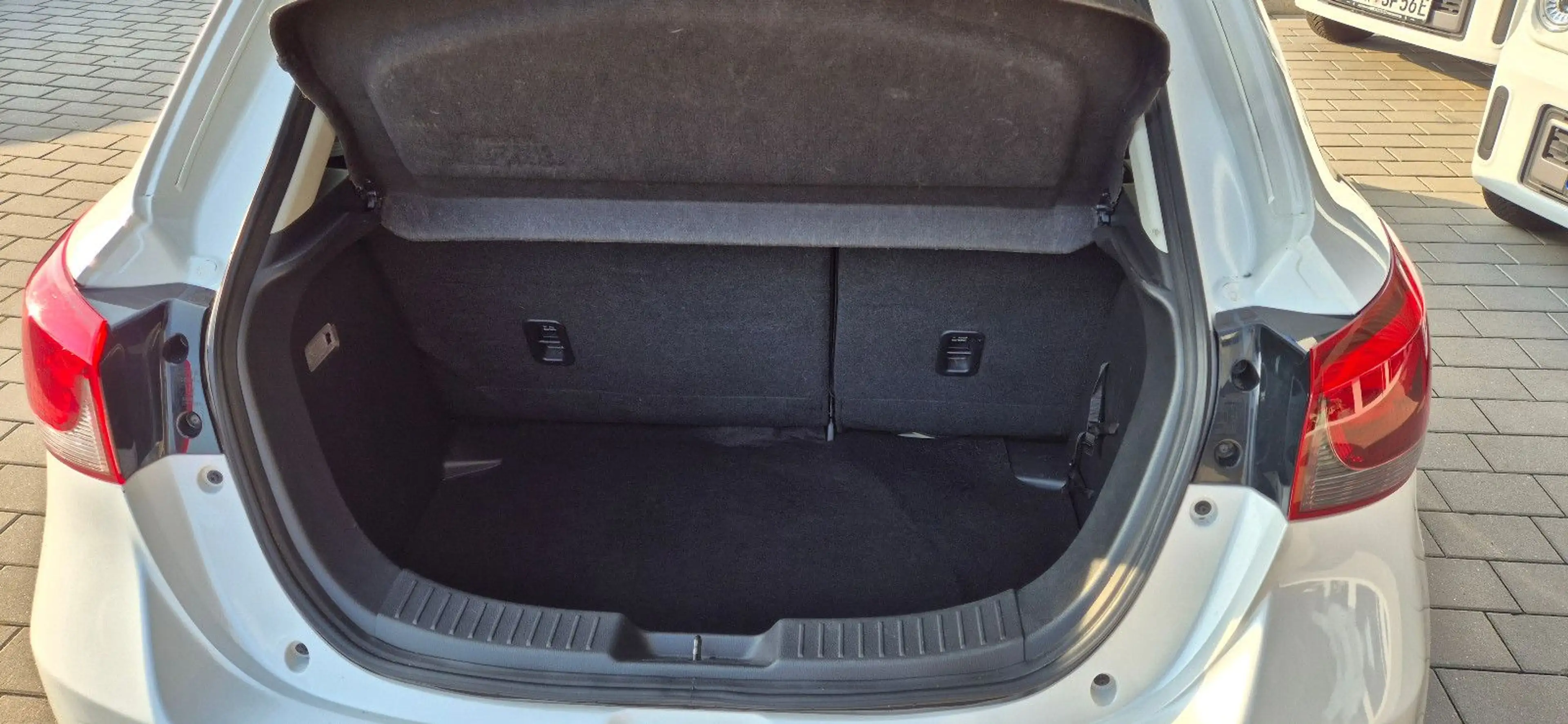 Mazda 2 SKYACTIV-G 90 KIZOKU — photo 14