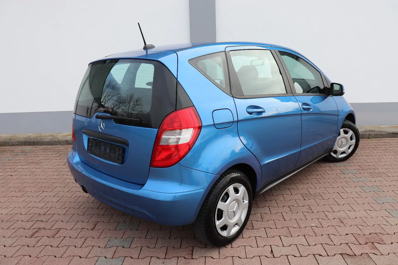 Mercedes-Benz A 160 KLIMA*SITZHEIZ*BLUETOOTH*2.HAND!HU+INSP.NEU*MOD:09 Blauw - 2