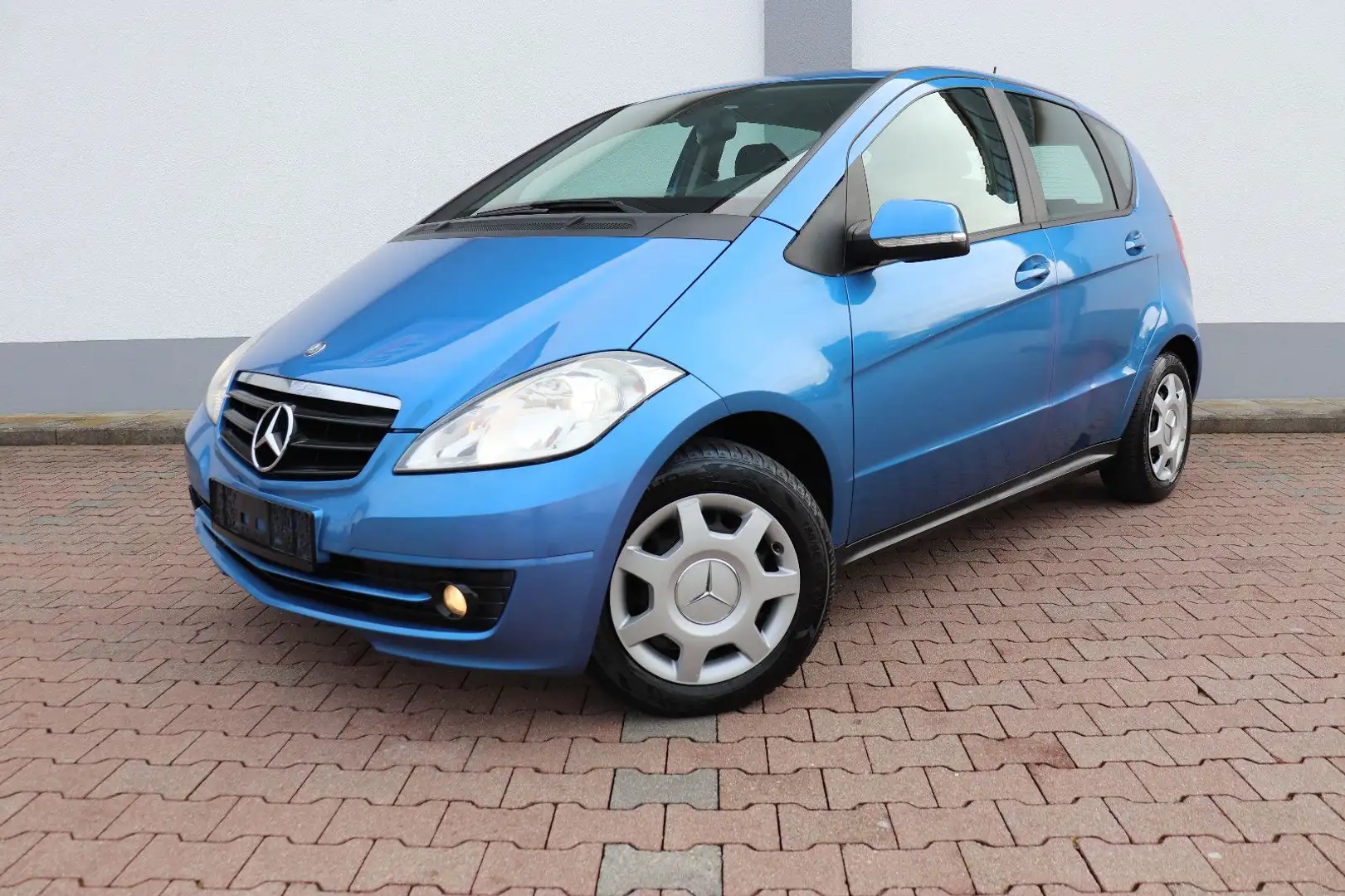Mercedes-Benz A 160 KLIMA*SITZHEIZ*BLUETOOTH*2.HAND!HU+INSP.NEU*MOD:09 Blauw - 1