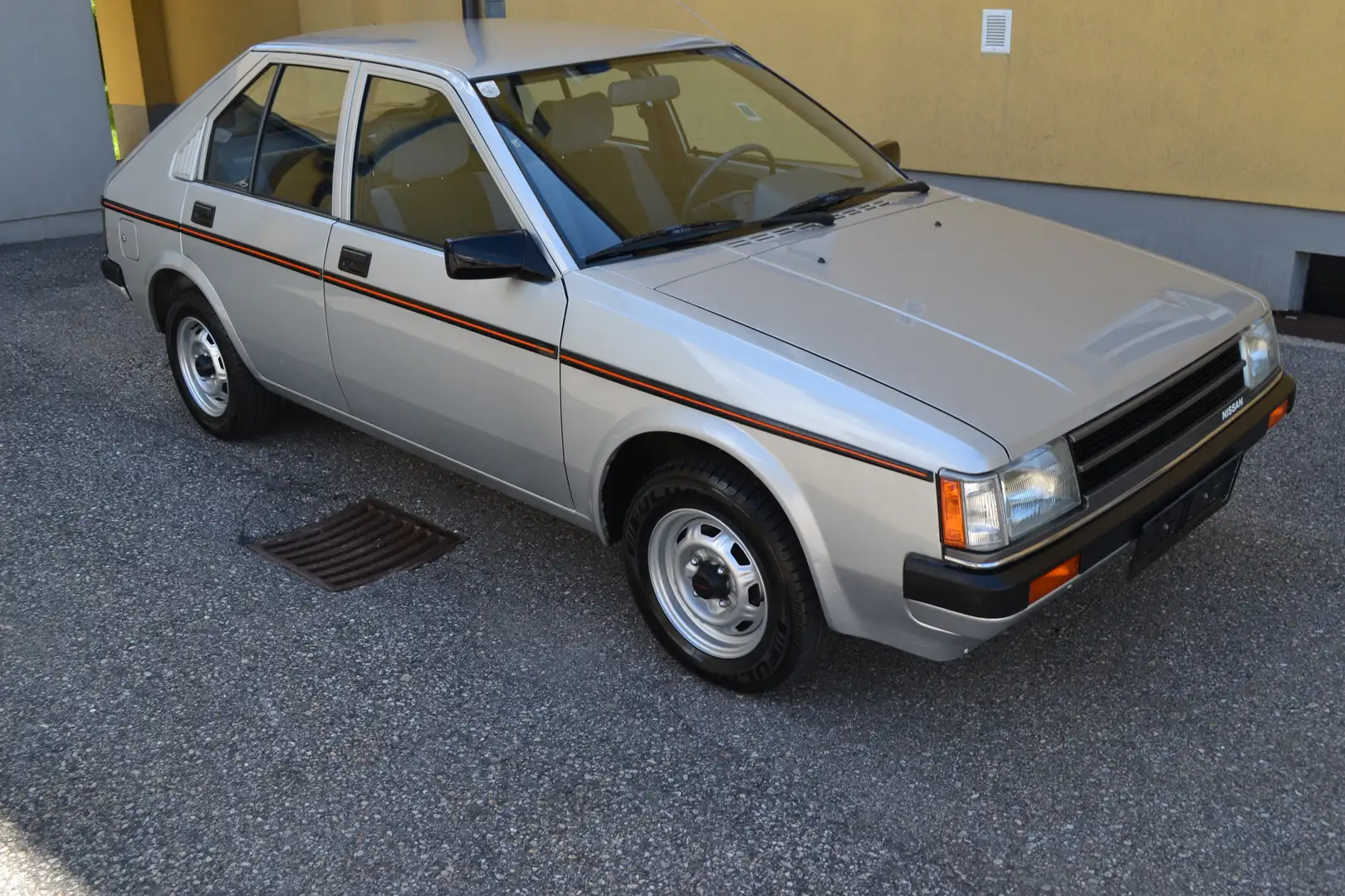 Nissan Cherry Cherry 1,3 DX Silber - 1