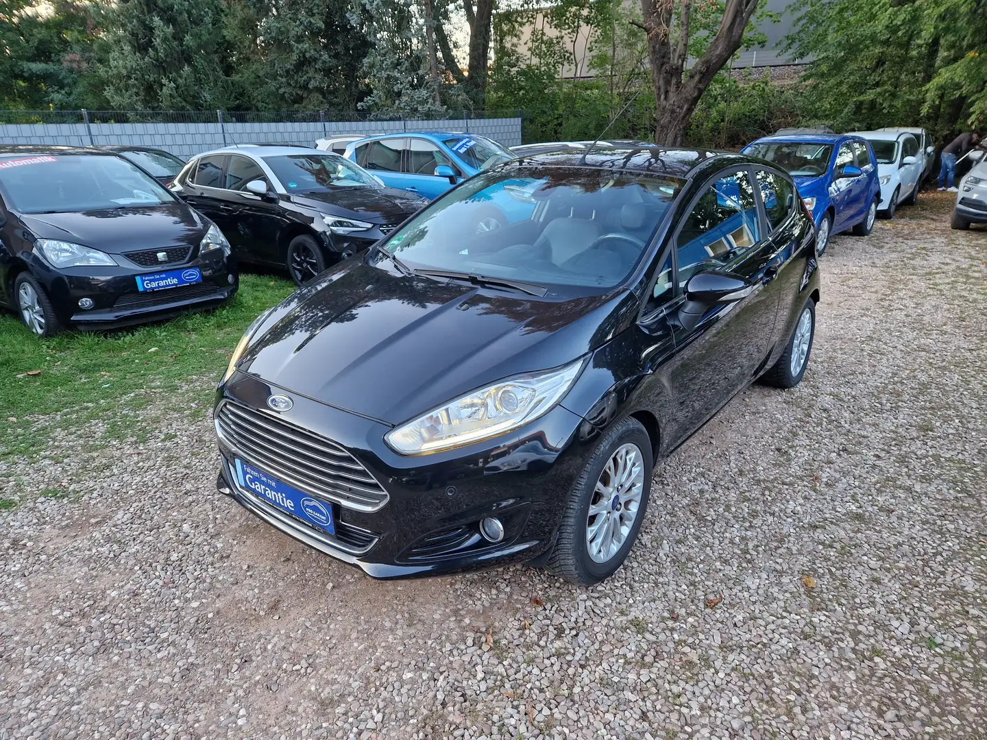 Ford Fiesta Klimatro 87Tkm LED Navi Tleder Sitzhzg 2H PDC Alu Noir - 1