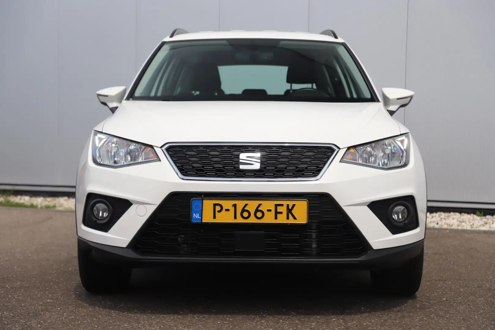 SEAT Arona 1.0 TSI Style Business Intense Plus Automaat DSG 1 Wit - 2