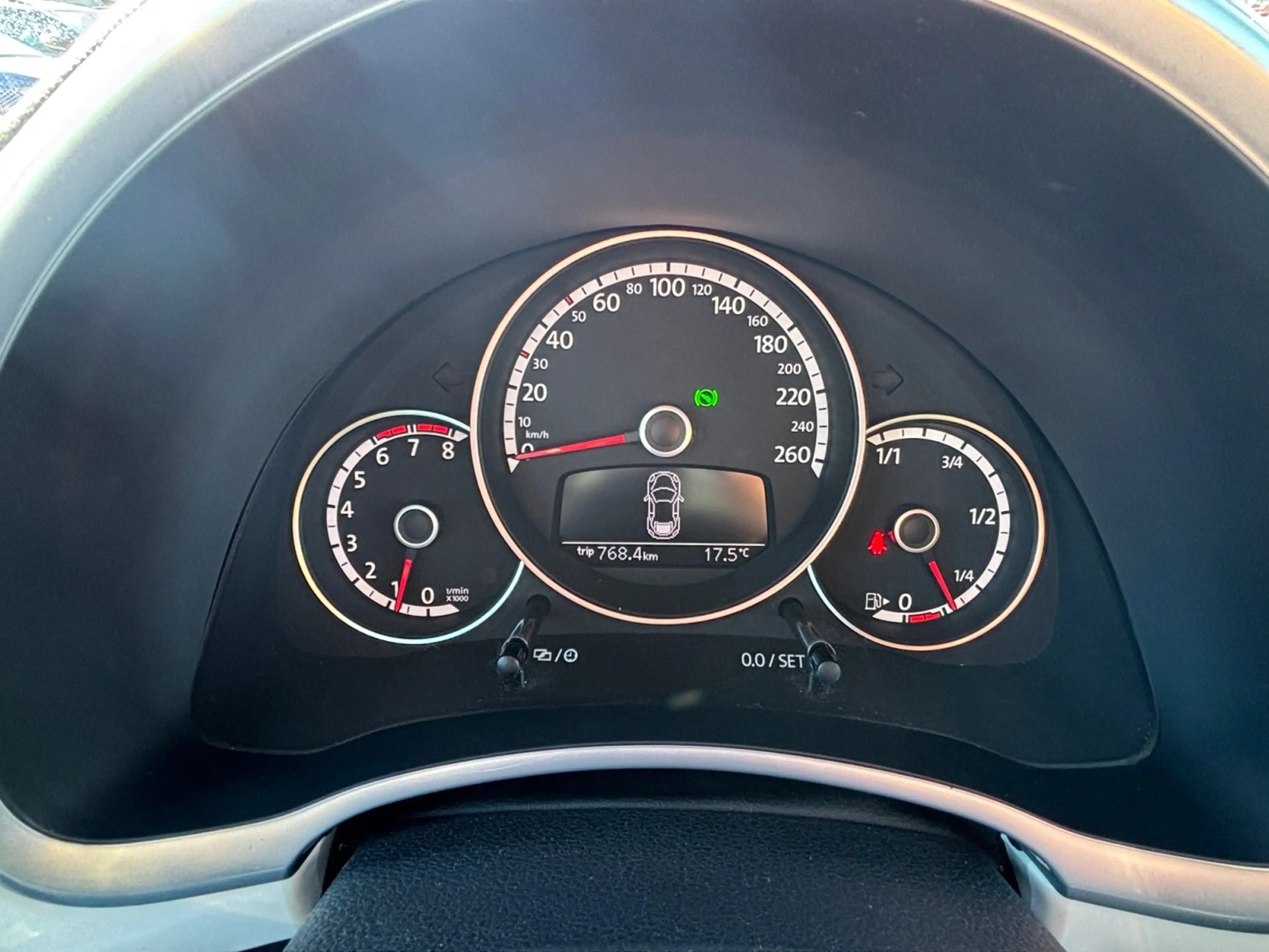 Volkswagen Beetle Cabriolet 1.2 TSI DSG Design Navi Xenon SHZ PDC G — photo 13