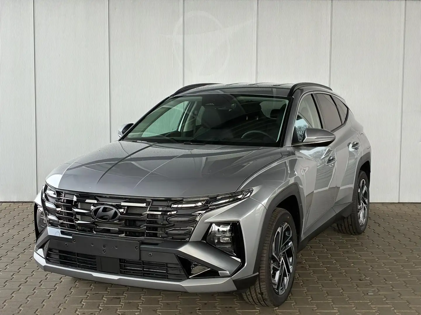 Hyundai TUCSON MY26 1.6 HEV AT 2WD Prime / Head-Up ACC Sitz+Le... Silber - 1