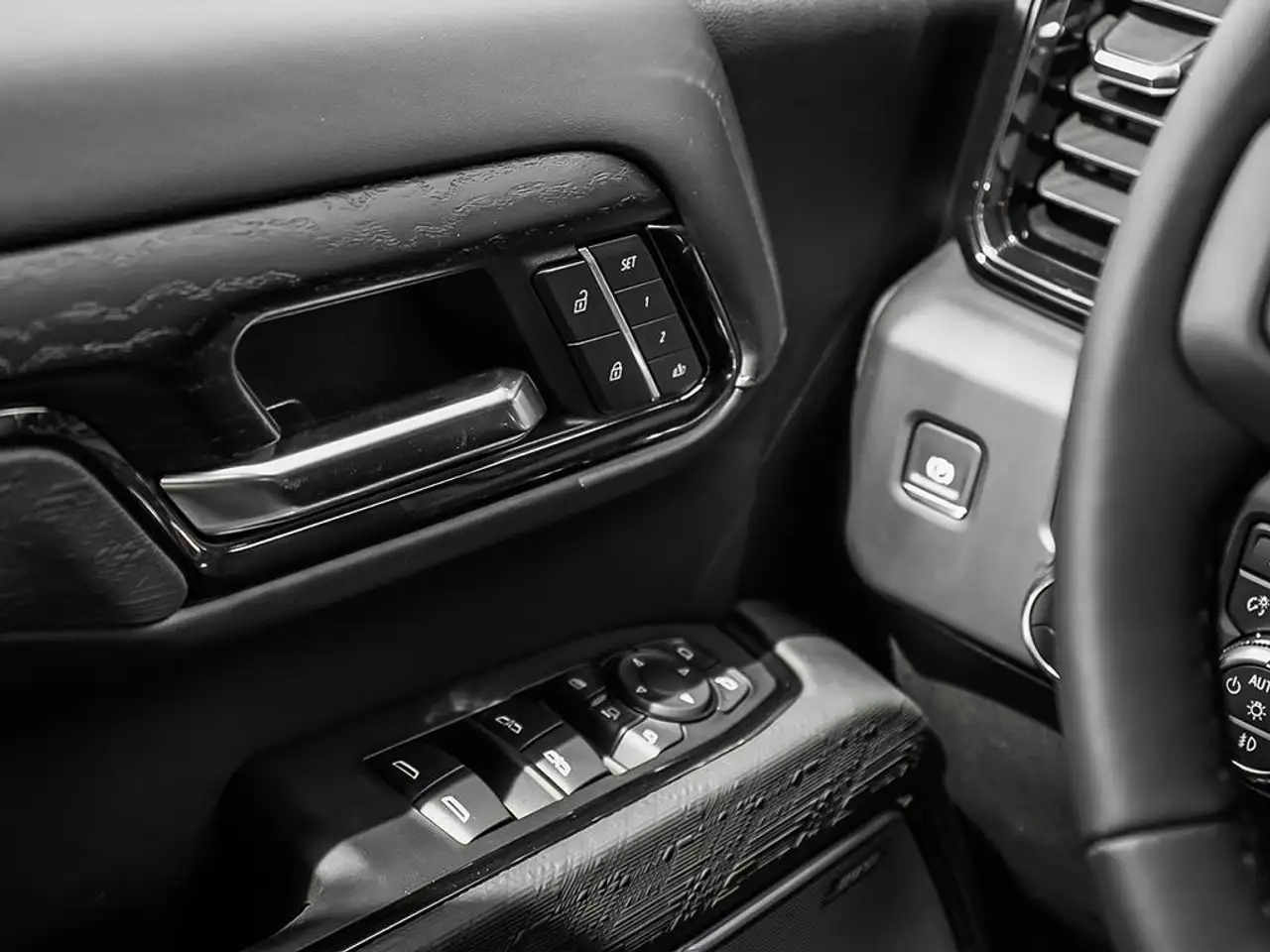 GMC Sierra 2500HD снимка GMC Sierra 2500HD