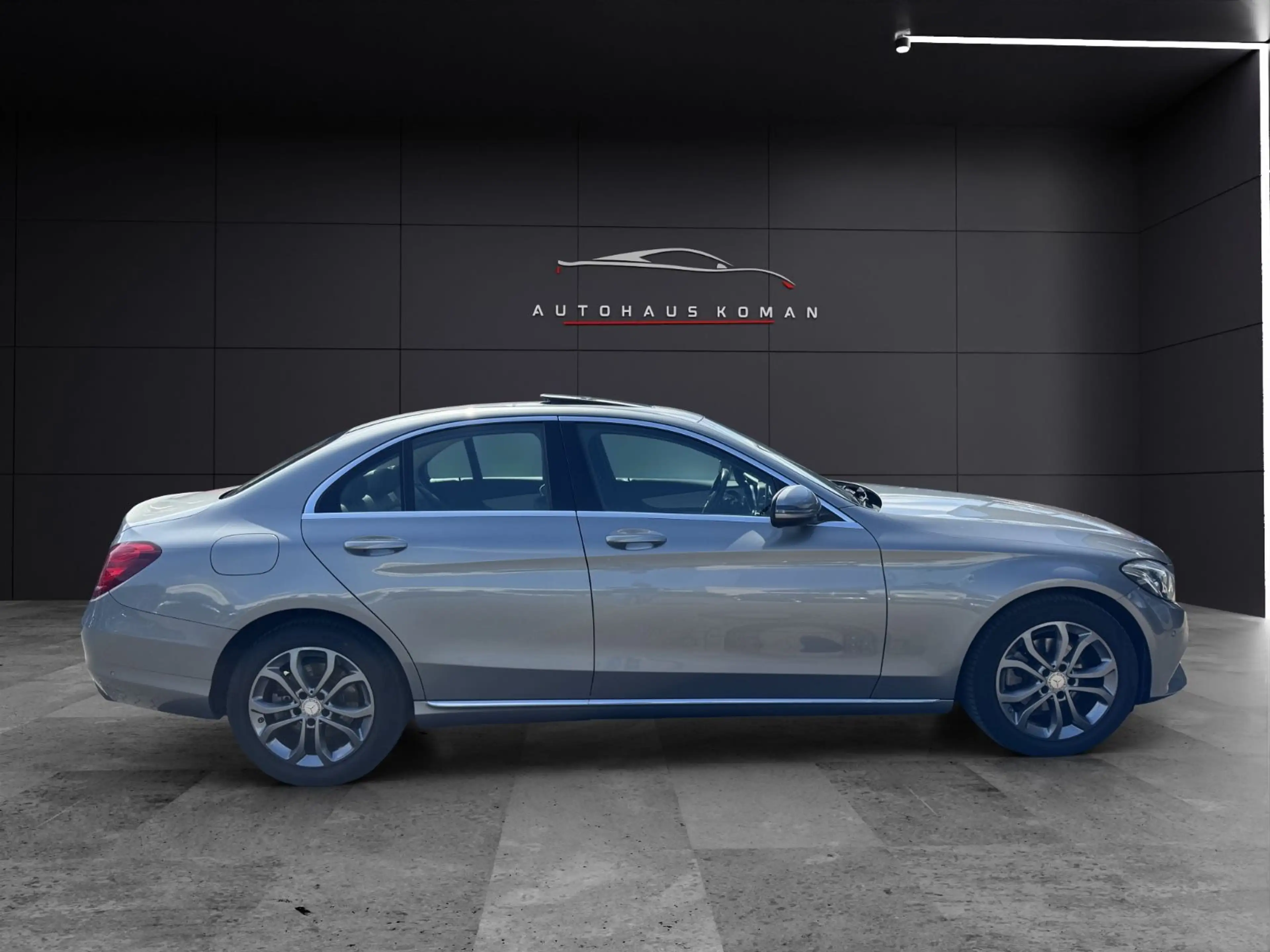 Mercedes-Benz C 180 C180 AVANTGARDE*AUTOM.*PDC*NAVI*LEDER*S.DACH — photo 5