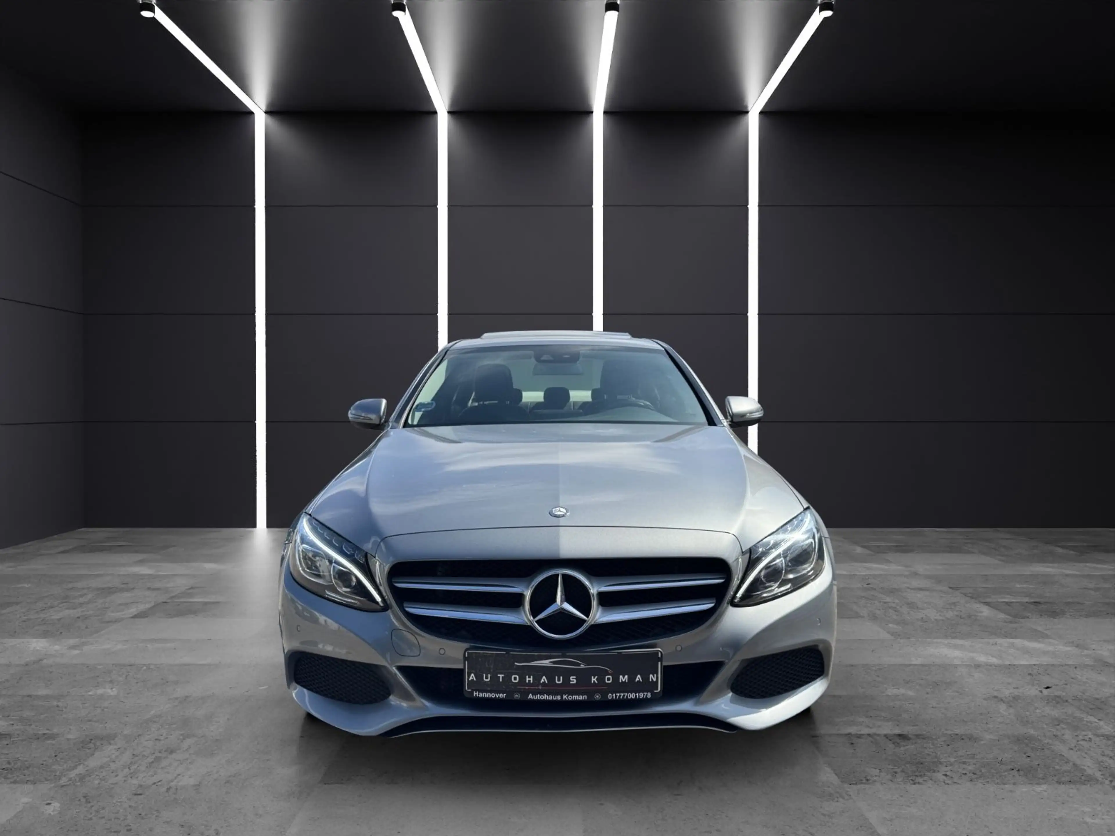 Mercedes-Benz C 180 C180 AVANTGARDE*AUTOM.*PDC*NAVI*LEDER*S.DACH — photo 3