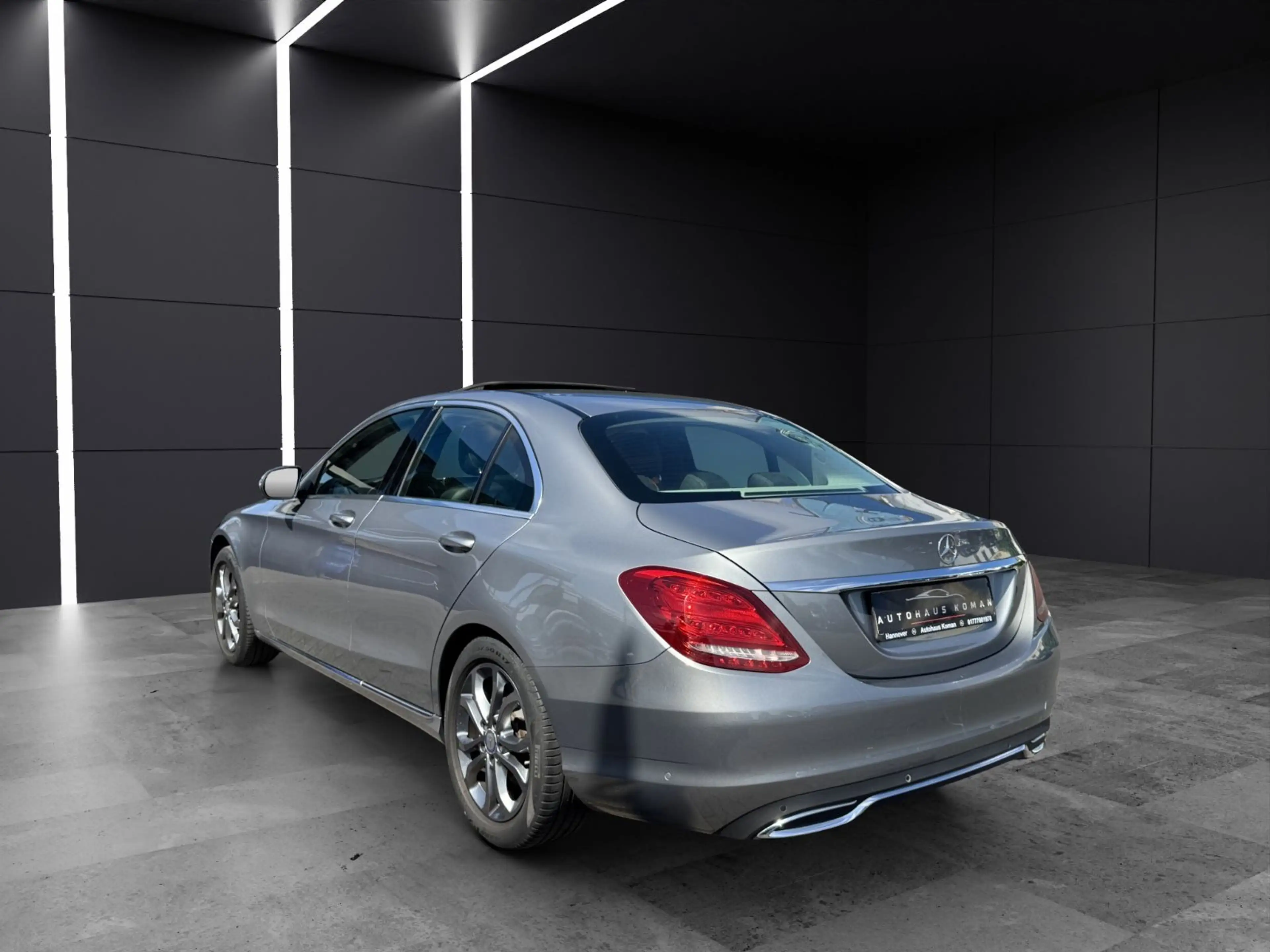 Mercedes-Benz C 180 C180 AVANTGARDE*AUTOM.*PDC*NAVI*LEDER*S.DACH — photo 6