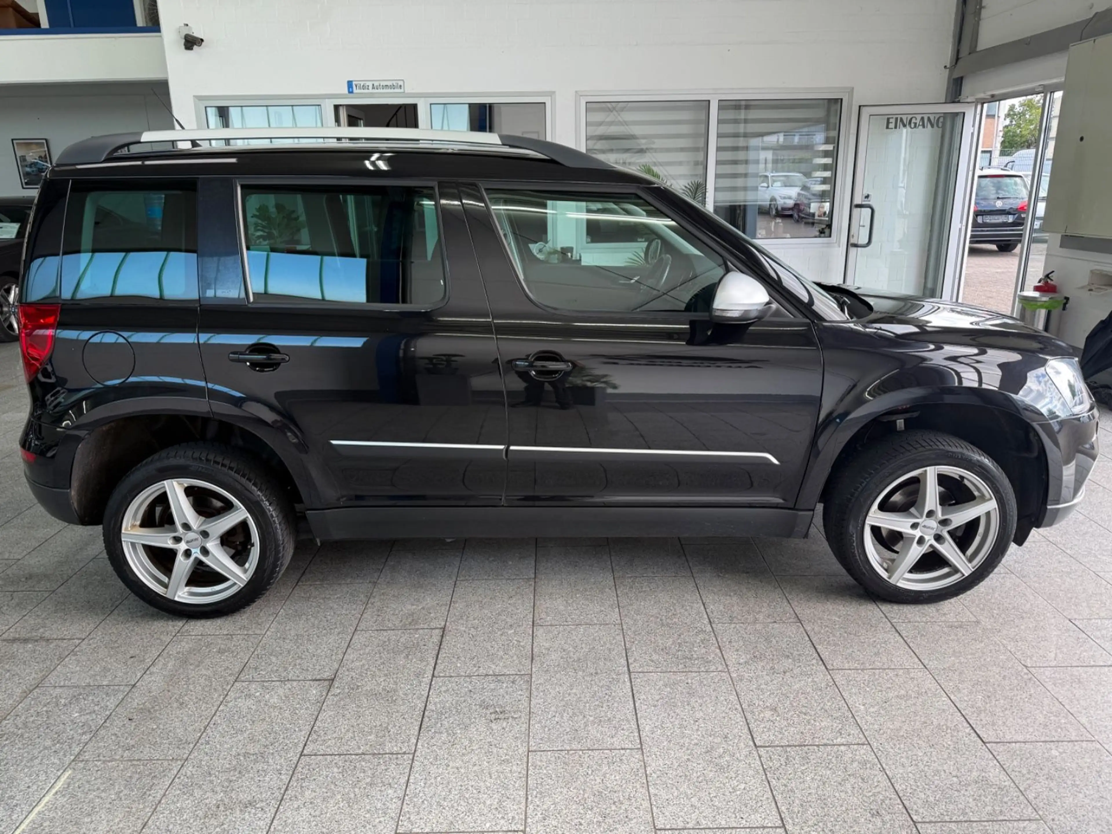 Skoda Yeti 1.4 TSI*AUTOM*ADEVNT*BI-XN*CAM*TEMP*AHK*PDC — photo 6