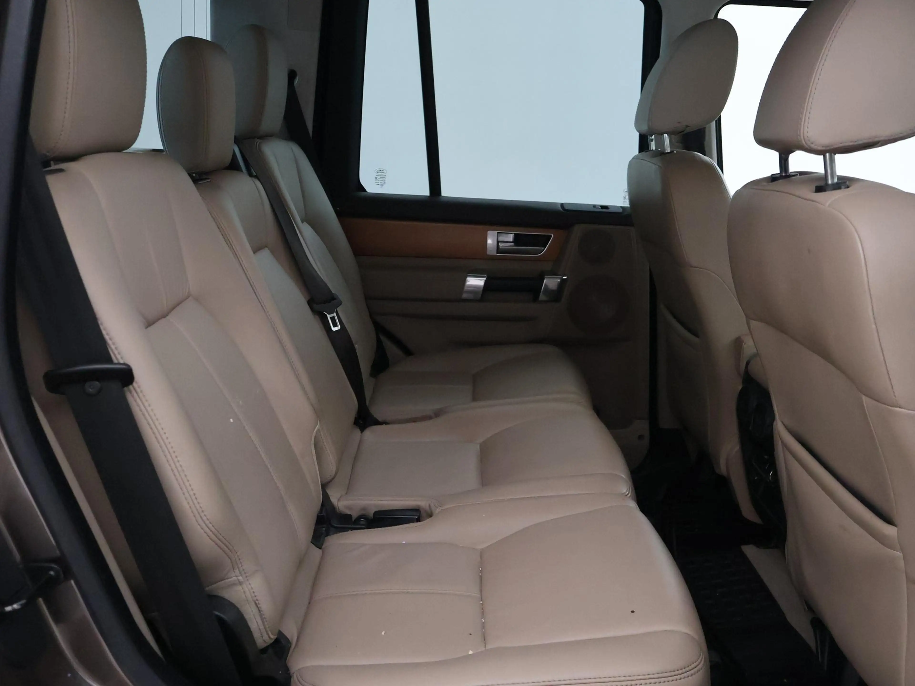 Land Rover Discovery 3.0 SDV6 HSE *WEINIG VERMOGEN* 7-PERSOONS + SCHUIF — photo 9
