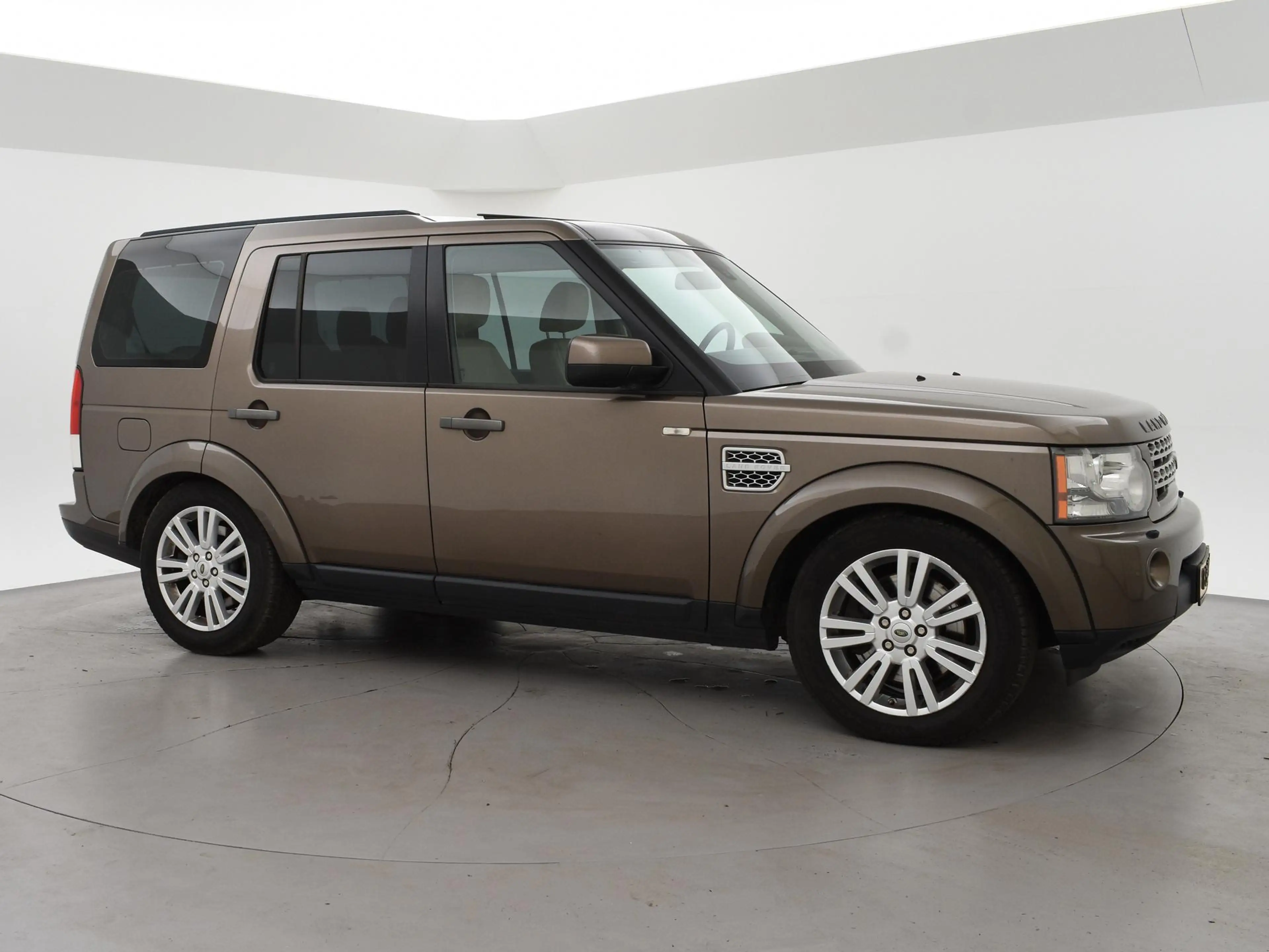 Land Rover Discovery 3.0 SDV6 HSE *WEINIG VERMOGEN* 7-PERSOONS + SCHUIF — photo 12
