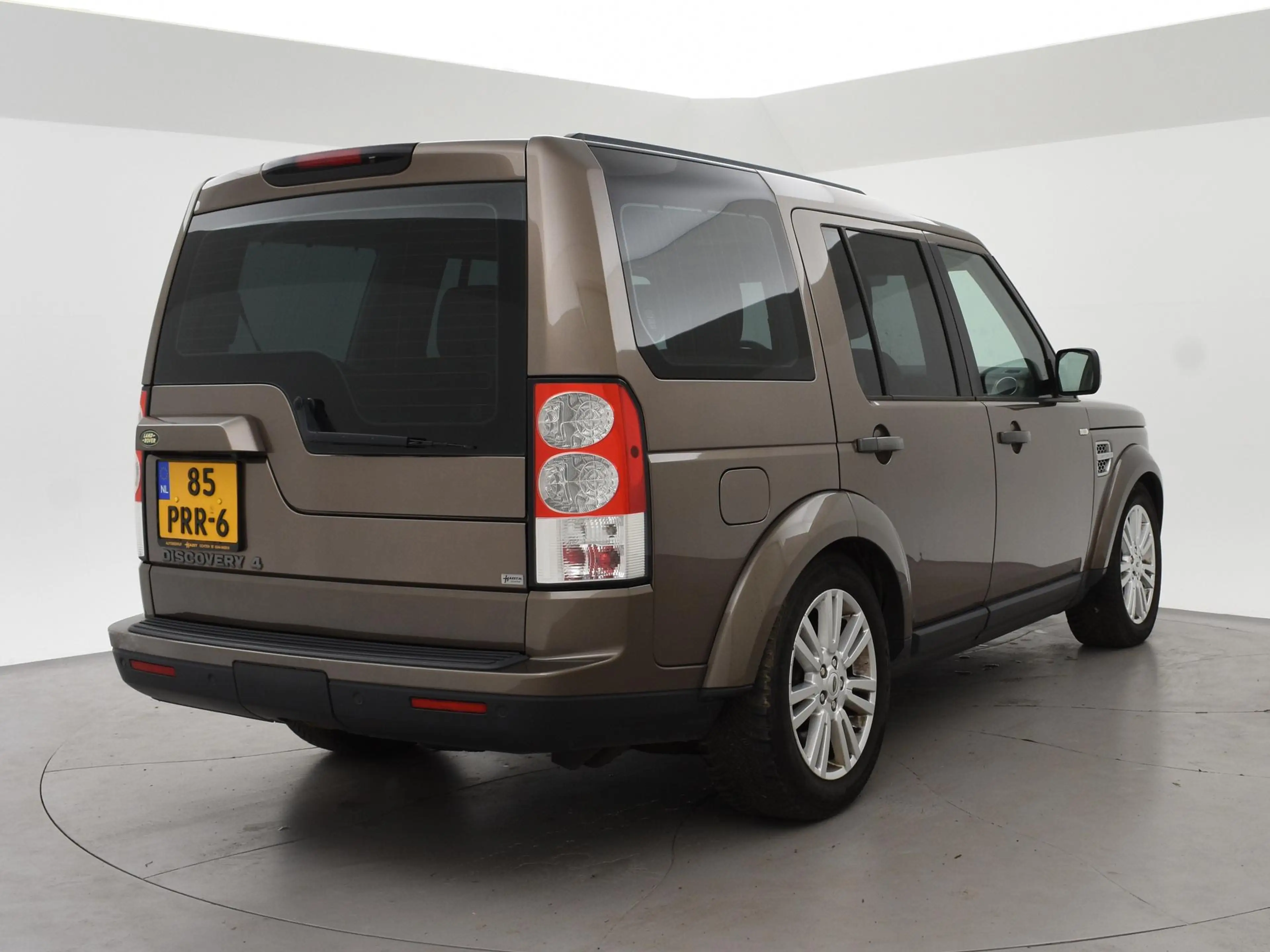 Land Rover Discovery 3.0 SDV6 HSE *WEINIG VERMOGEN* 7-PERSOONS + SCHUIF — photo 2