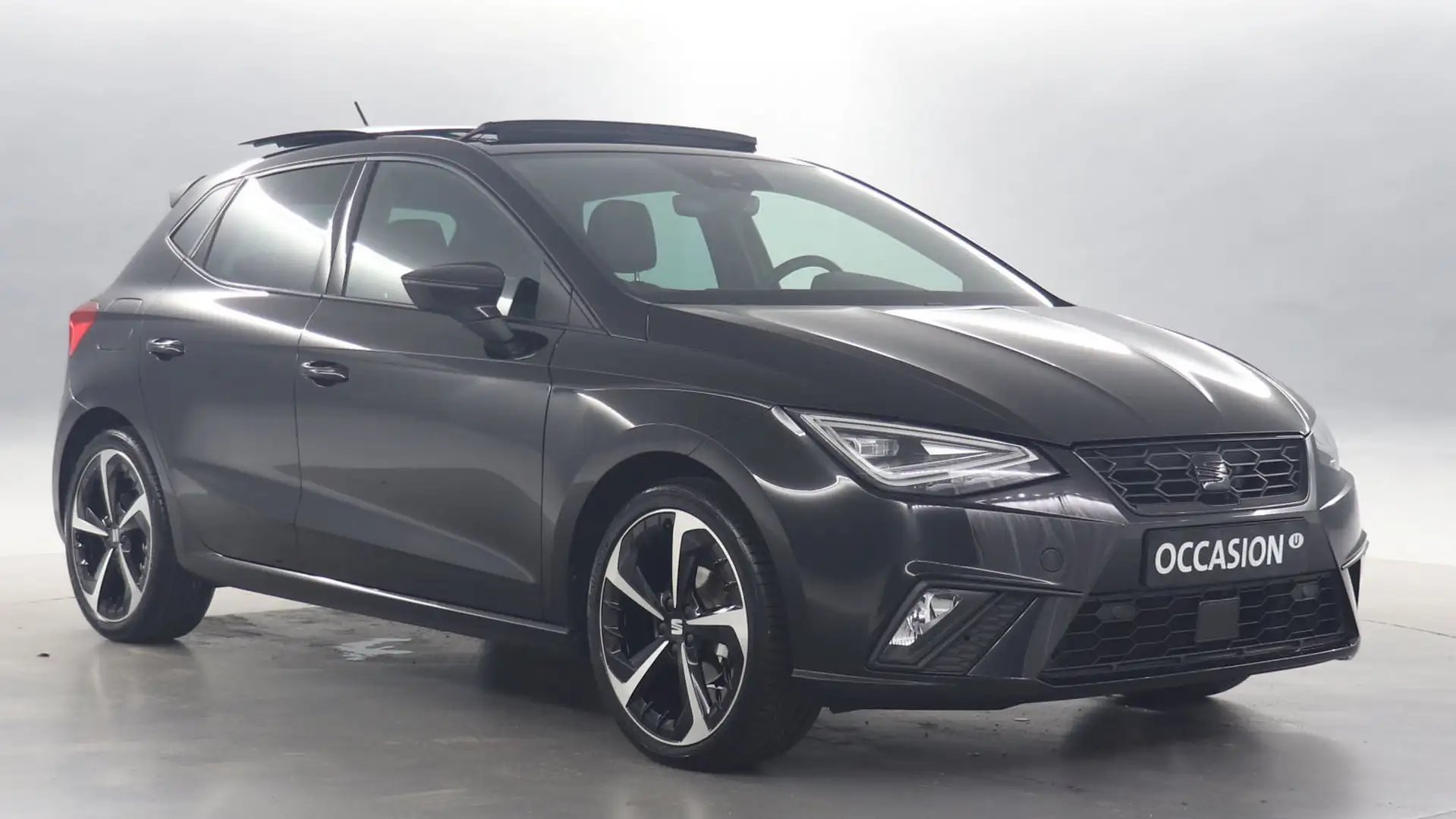 SEAT Ibiza 1.0 EcoTSI 95pk FR Plus / Navigatie / Panoramadak Zwart - 2