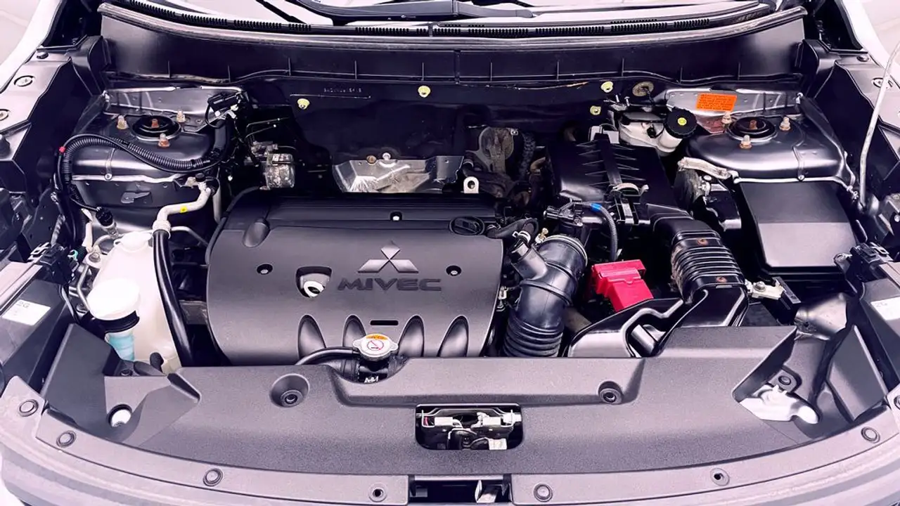 Mitsubishi RVR снимка Mitsubishi RVR